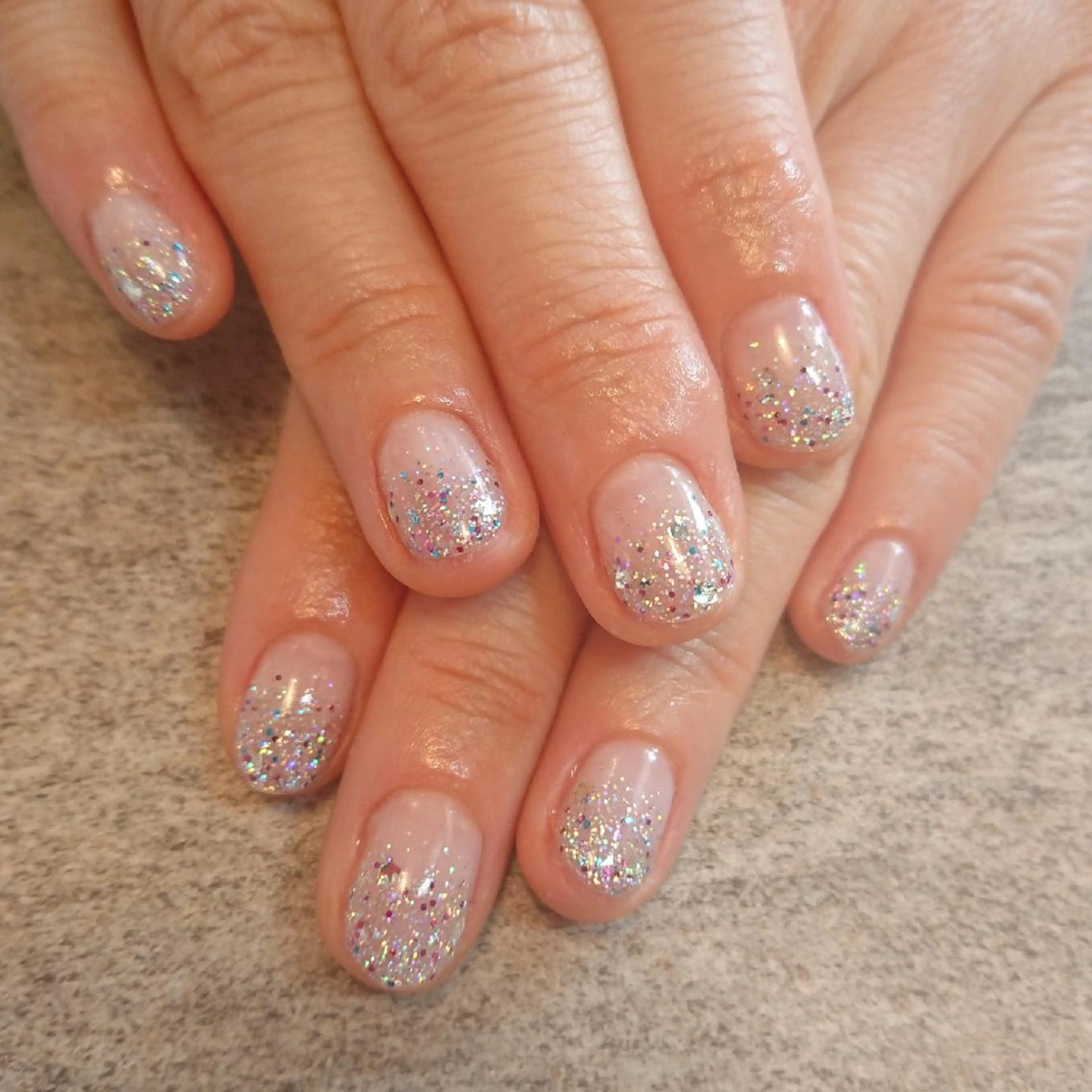 ネイル ラメ(グリッター) ラメグラデーション ジェヌインネイル 河内のネイルデザイン