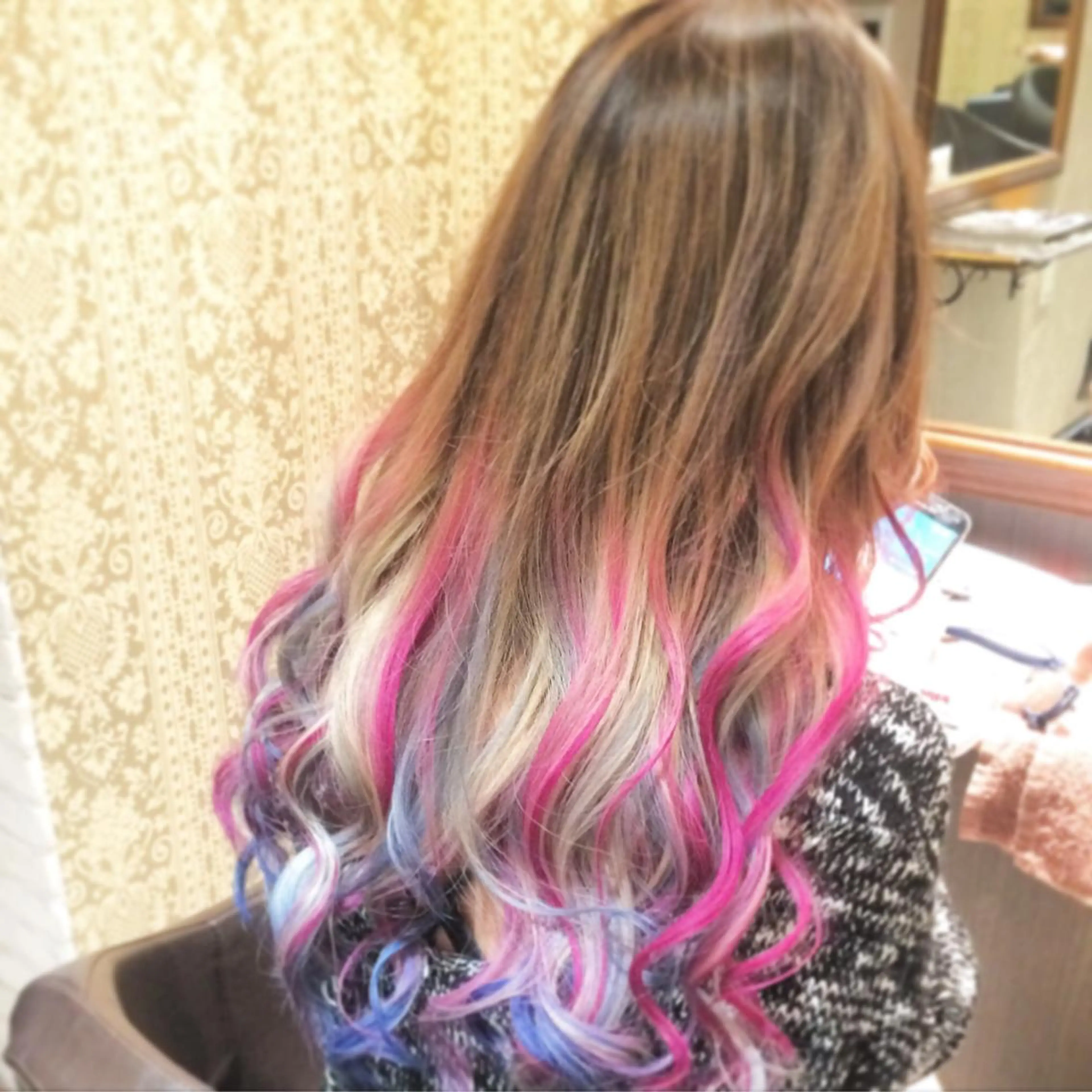 ロング カラー パーマ グラデーションカラー kazufumi ..のヘアスタイル