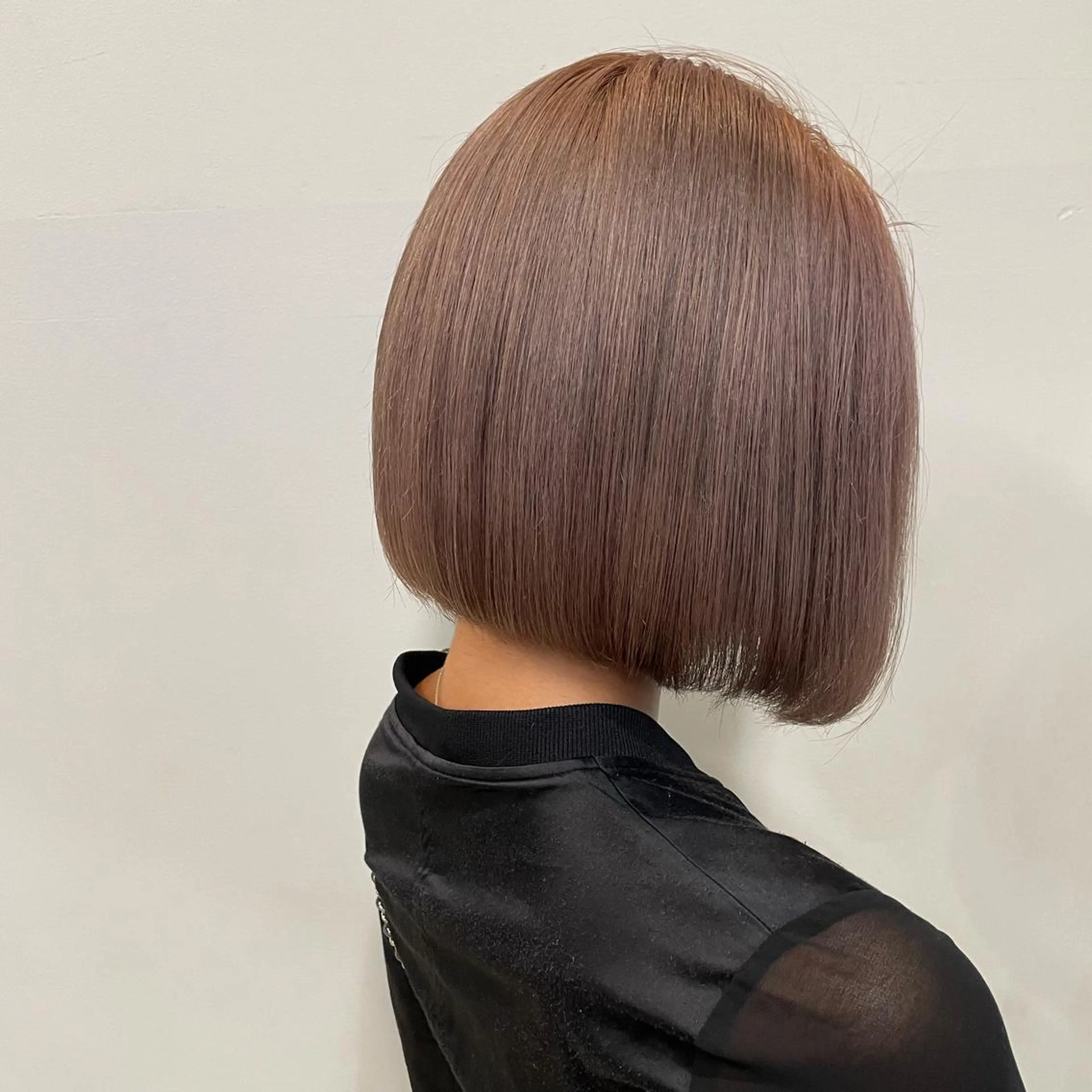 ショート カラー カット 縮毛矯正 トリートメント 心斎橋 美髪職人　近江のヘアスタイル