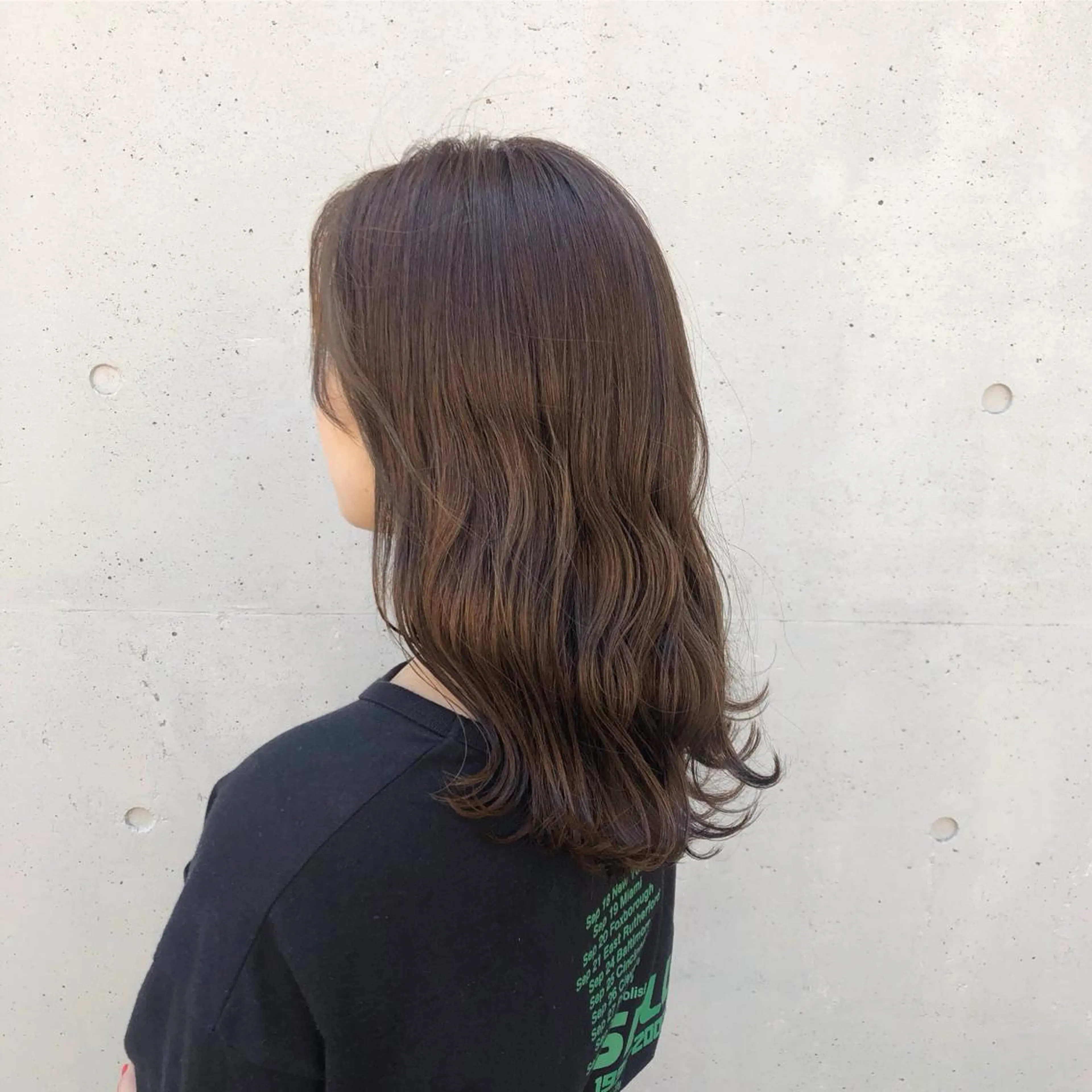 ロング カラー ヘアアレンジ オリーブカラー カット ヘアカラー トリートメント 酸性縮毛矯正🧴韓国 レイヤー/髪質改善のヘアスタイル