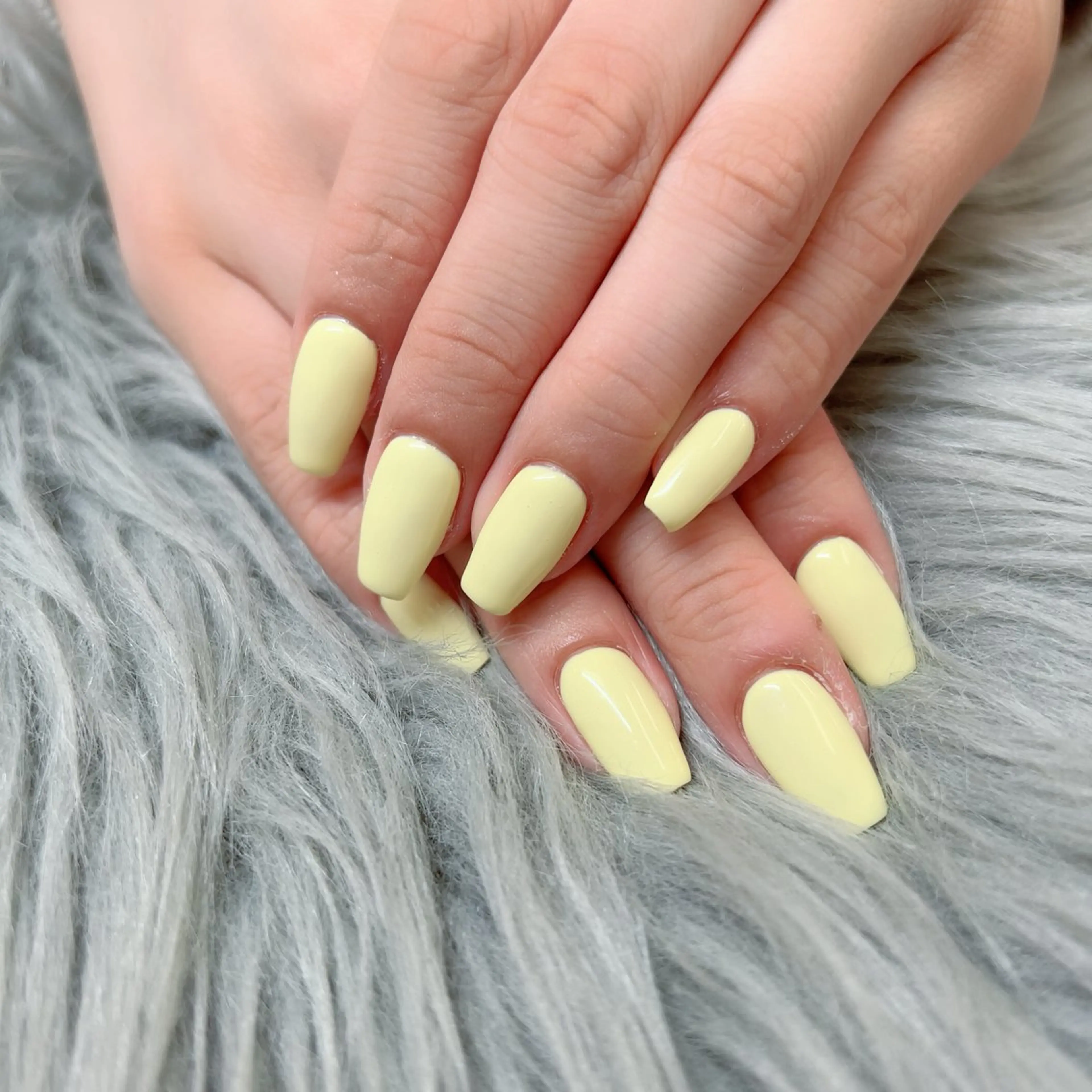 ネイル パステルネイル 黄色 ハンドネイル Bianca立川店 saitoのネイルデザイン