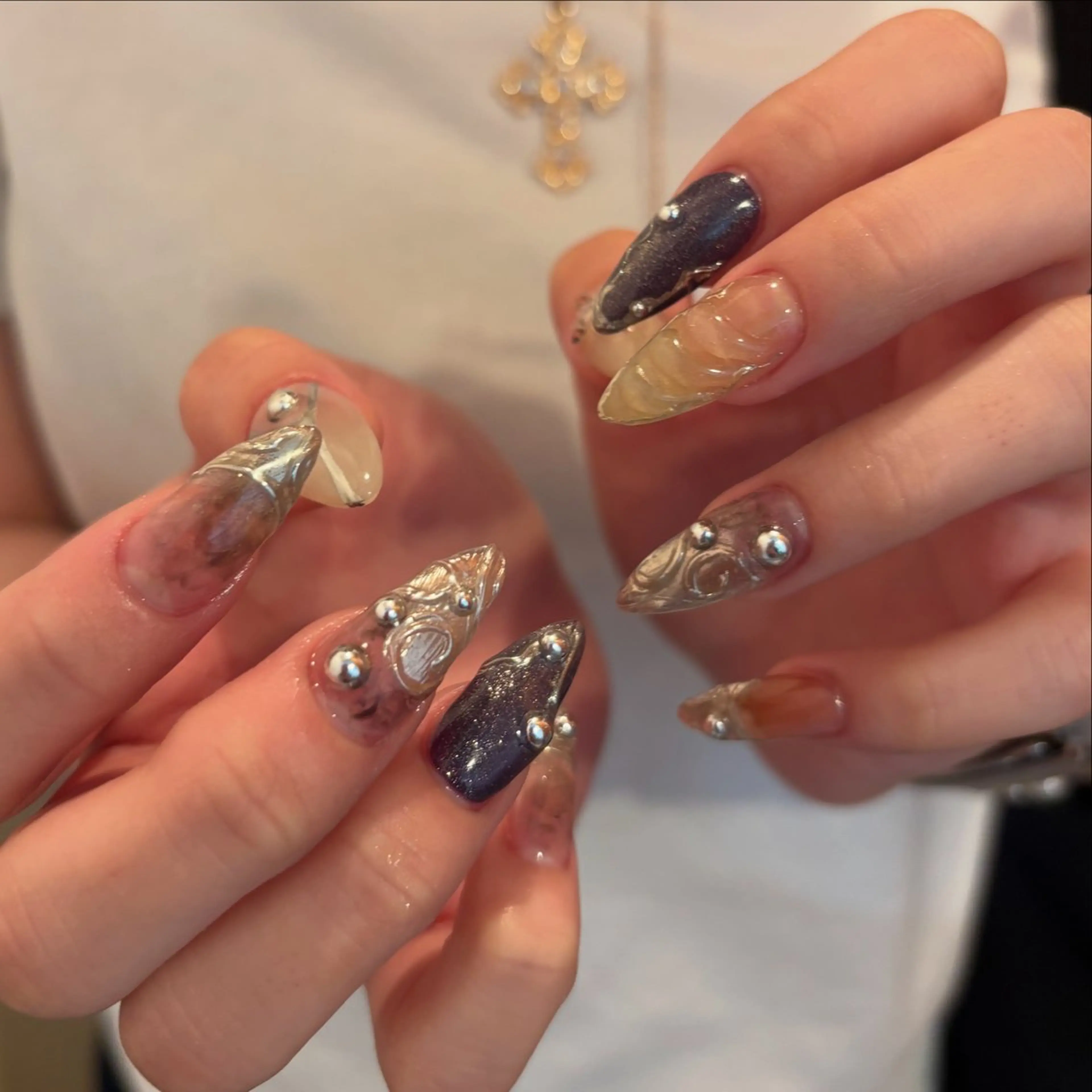 ネイル ハンドネイル フットネイル yuri / 個性派nailのネイルデザイン