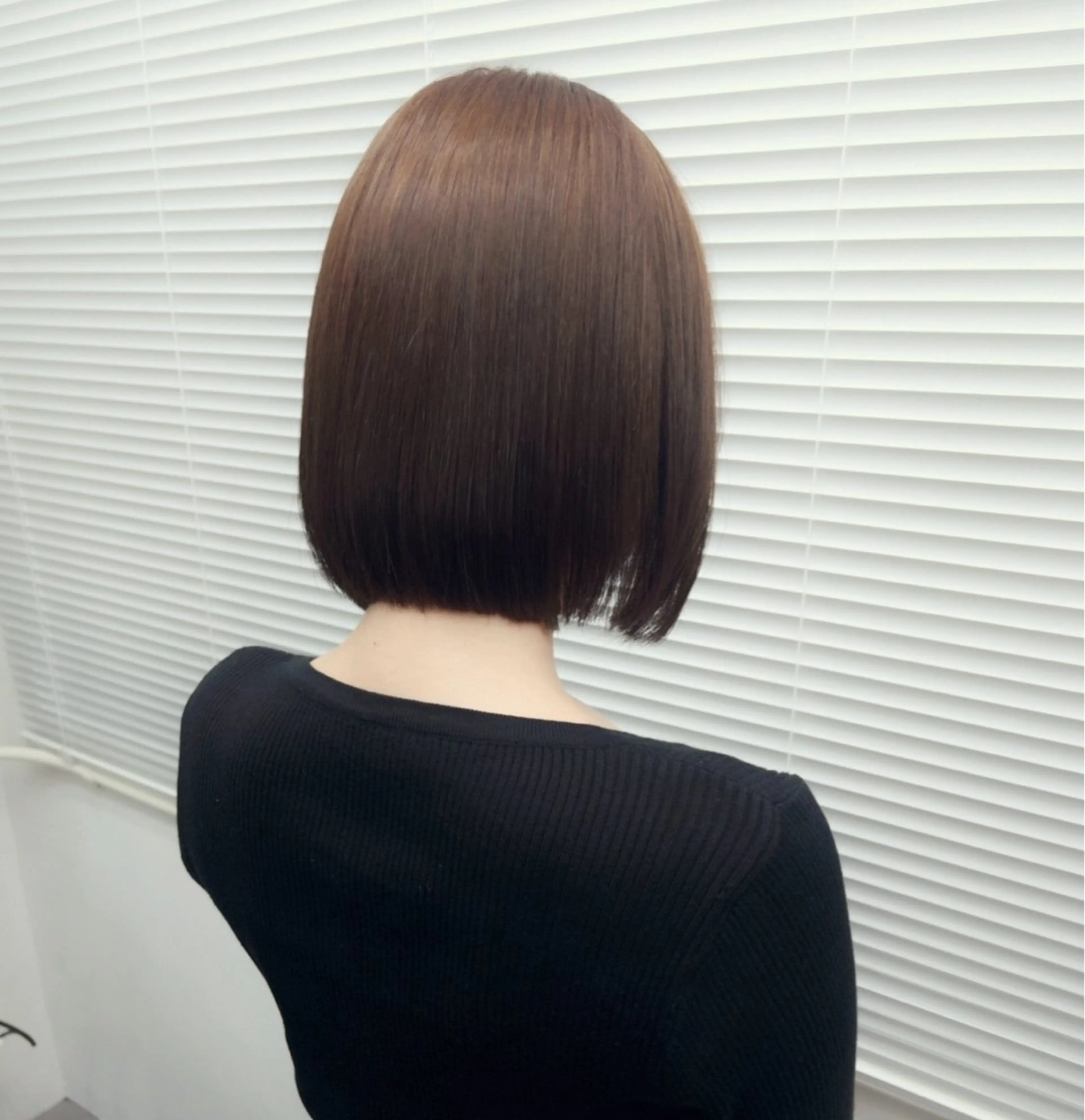 ショート カラー カット トリートメント kosoraレイヤー ハイトーン/デザインのヘアスタイル