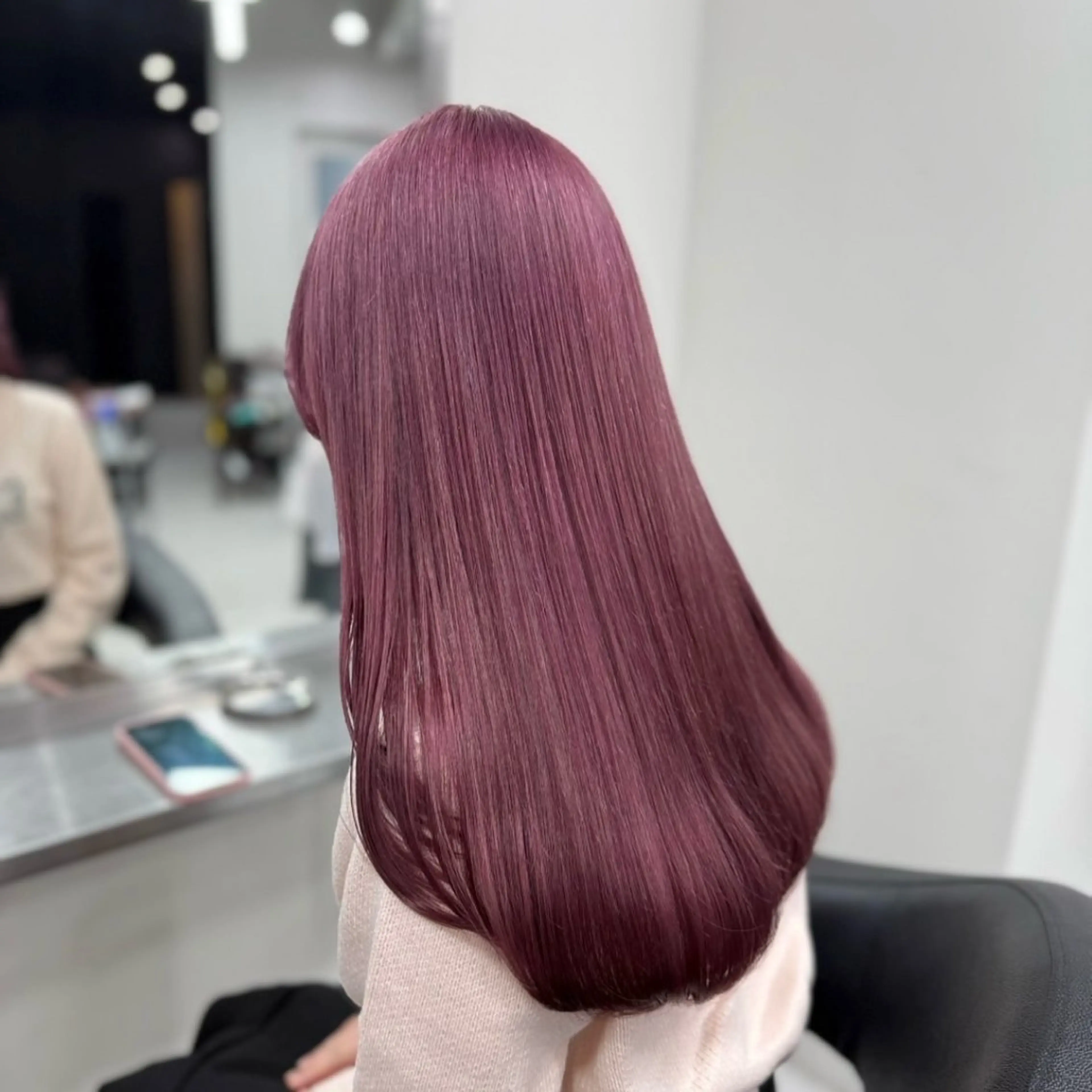 ロング カラー ブリーチ ラベンダーカラー ラベンダーピンク ピンクカラー トリートメント ハイトーンカラー💞 くるみ🎀のヘアスタイル