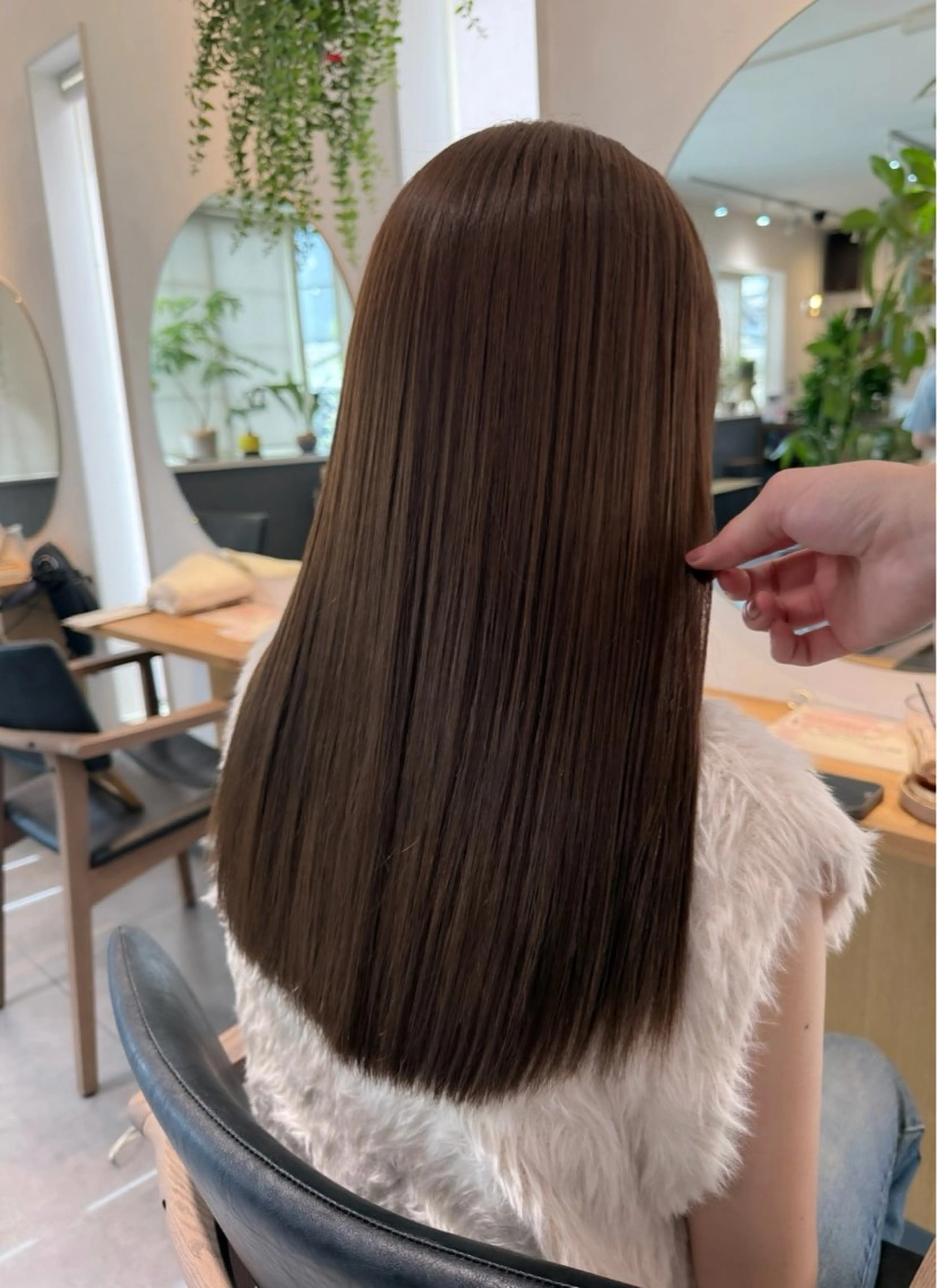 ロング カラー ベージュカラー カット ヘアカラー トリートメント こもり なおやのヘアスタイル