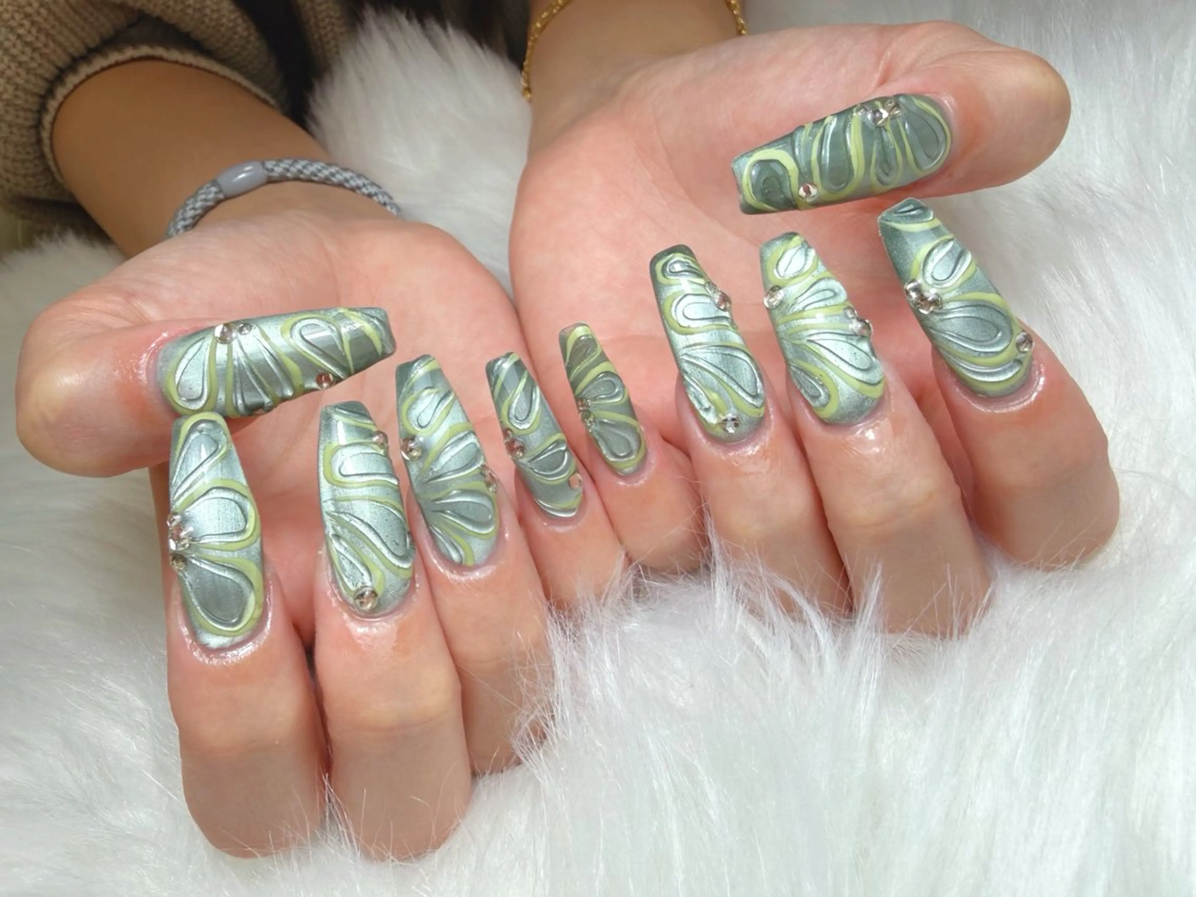 ネイル Li'leaNail AINAのネイルデザイン