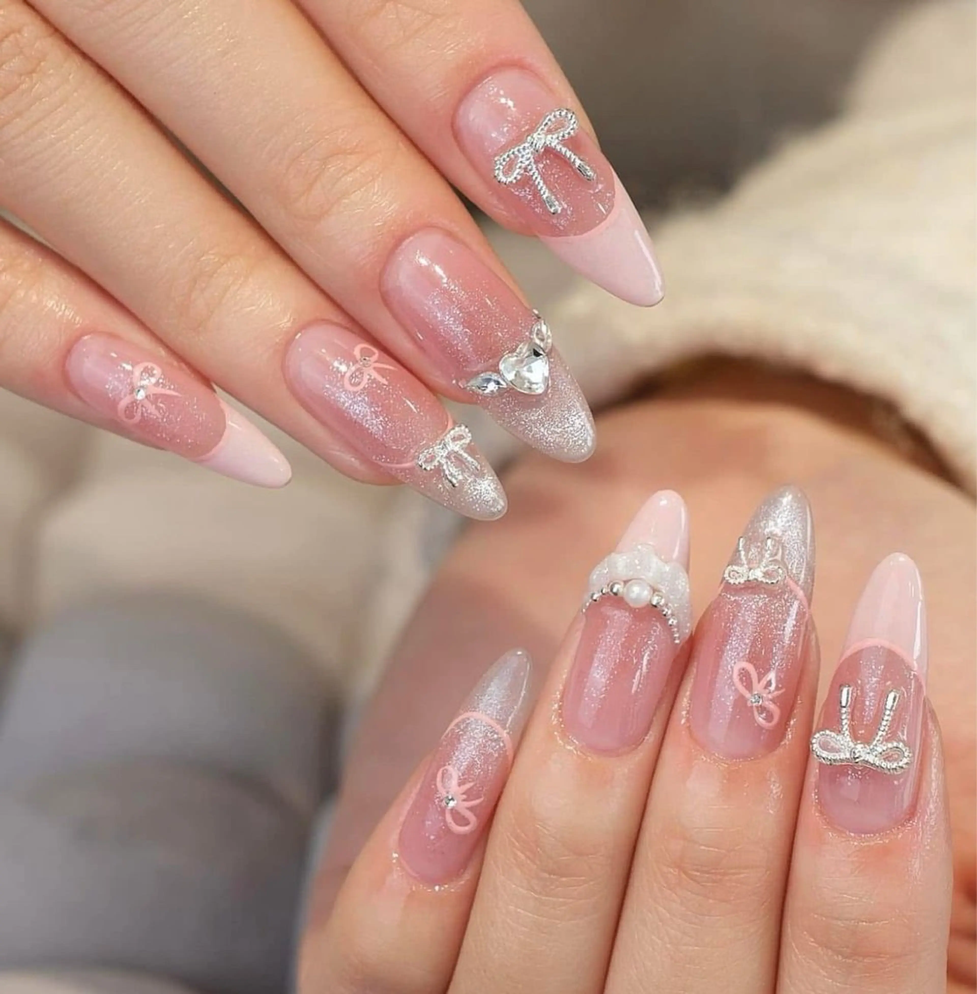 ネイル チークネイル フレンチネイル グラデーション キラキラネイル 韓国ネイル Minette nailHuongのネイルデザイン