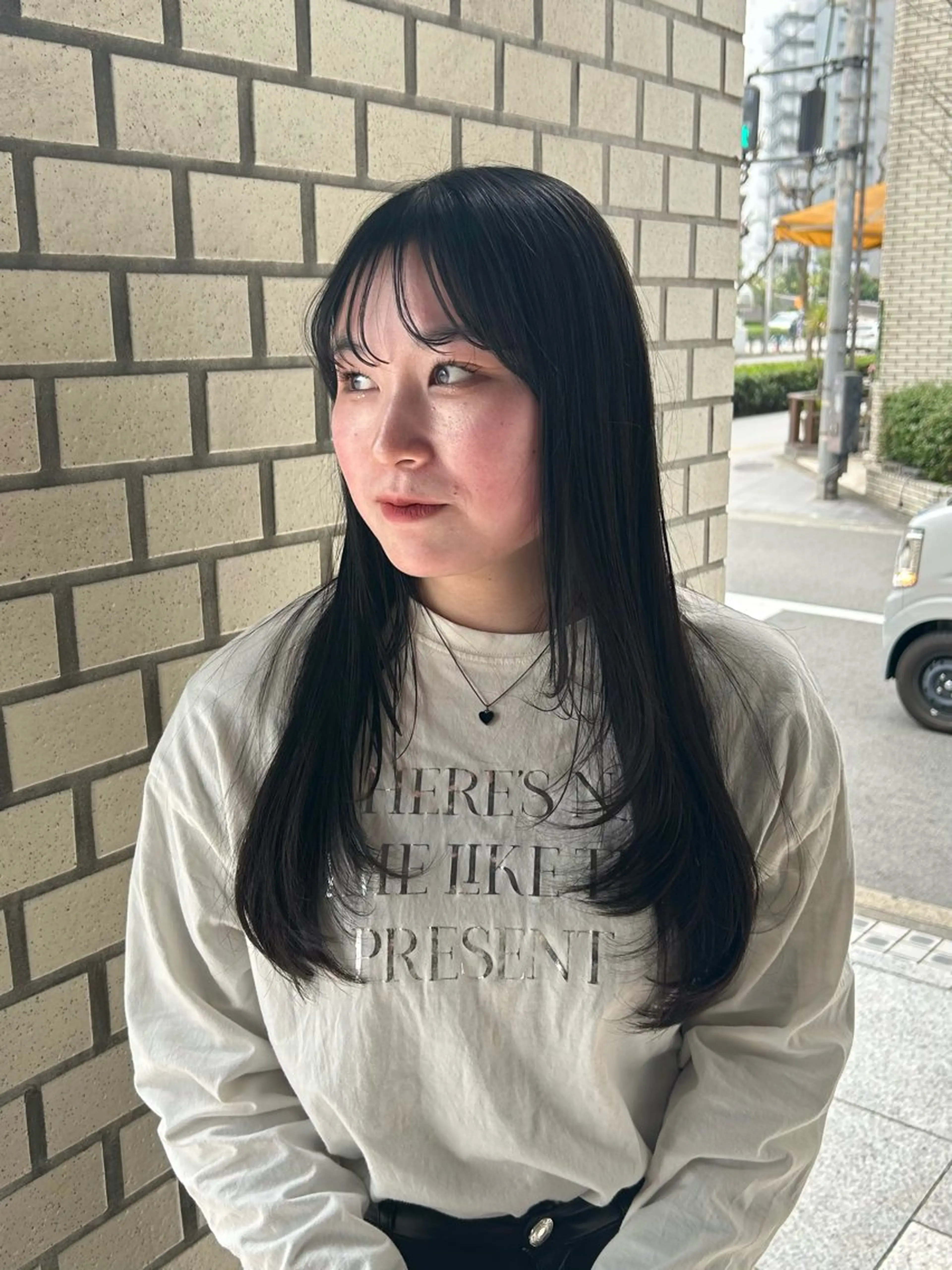 ロング レイヤーカット ロング カット ヘアカラー FERIA梅田 hana💫レイヤーのヘアスタイル