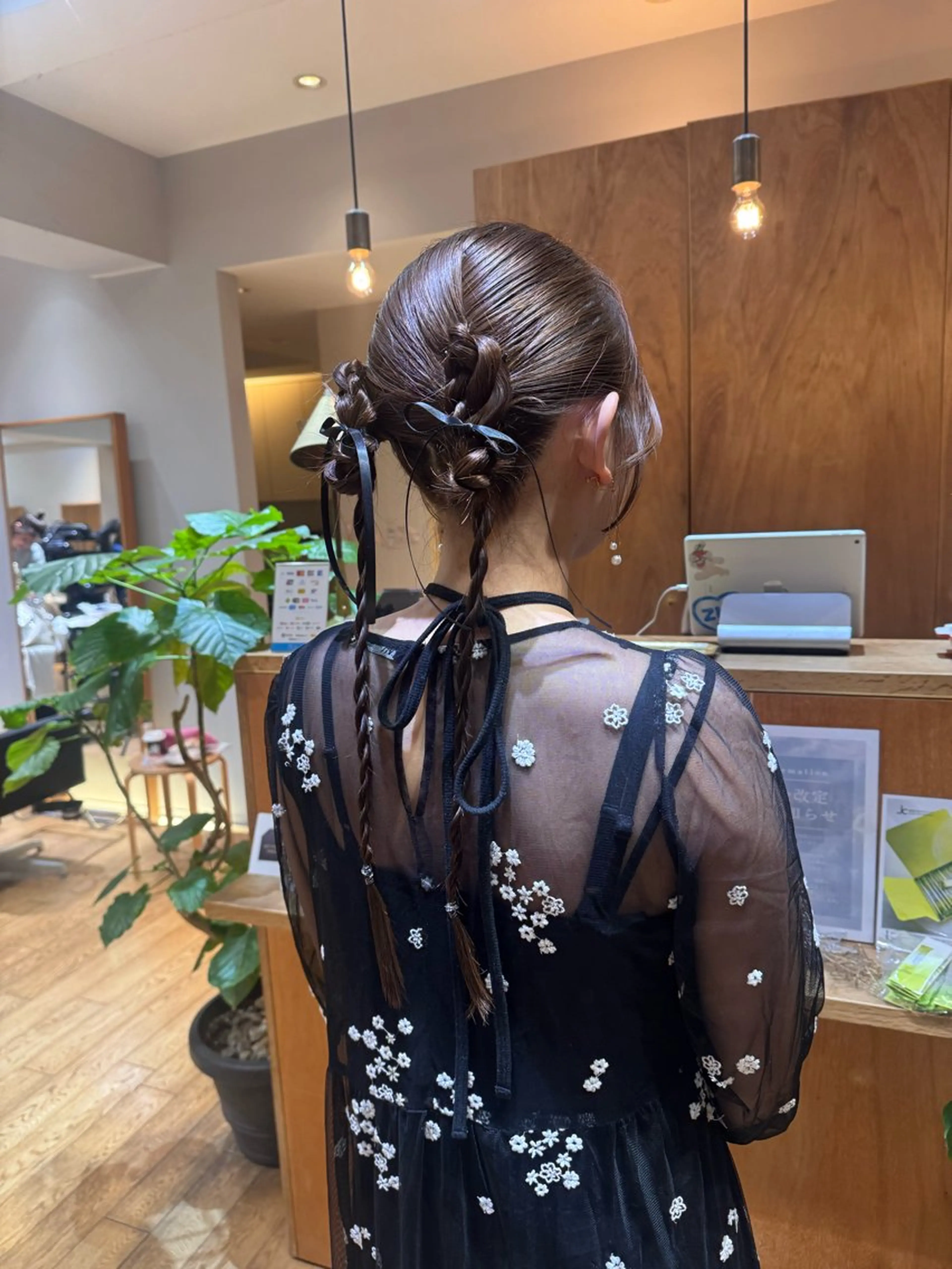 セミロング ヘアアレンジ ヘアセット 🎗️【ヘアセット 美眉】吉川玲🎗️のヘアスタイル