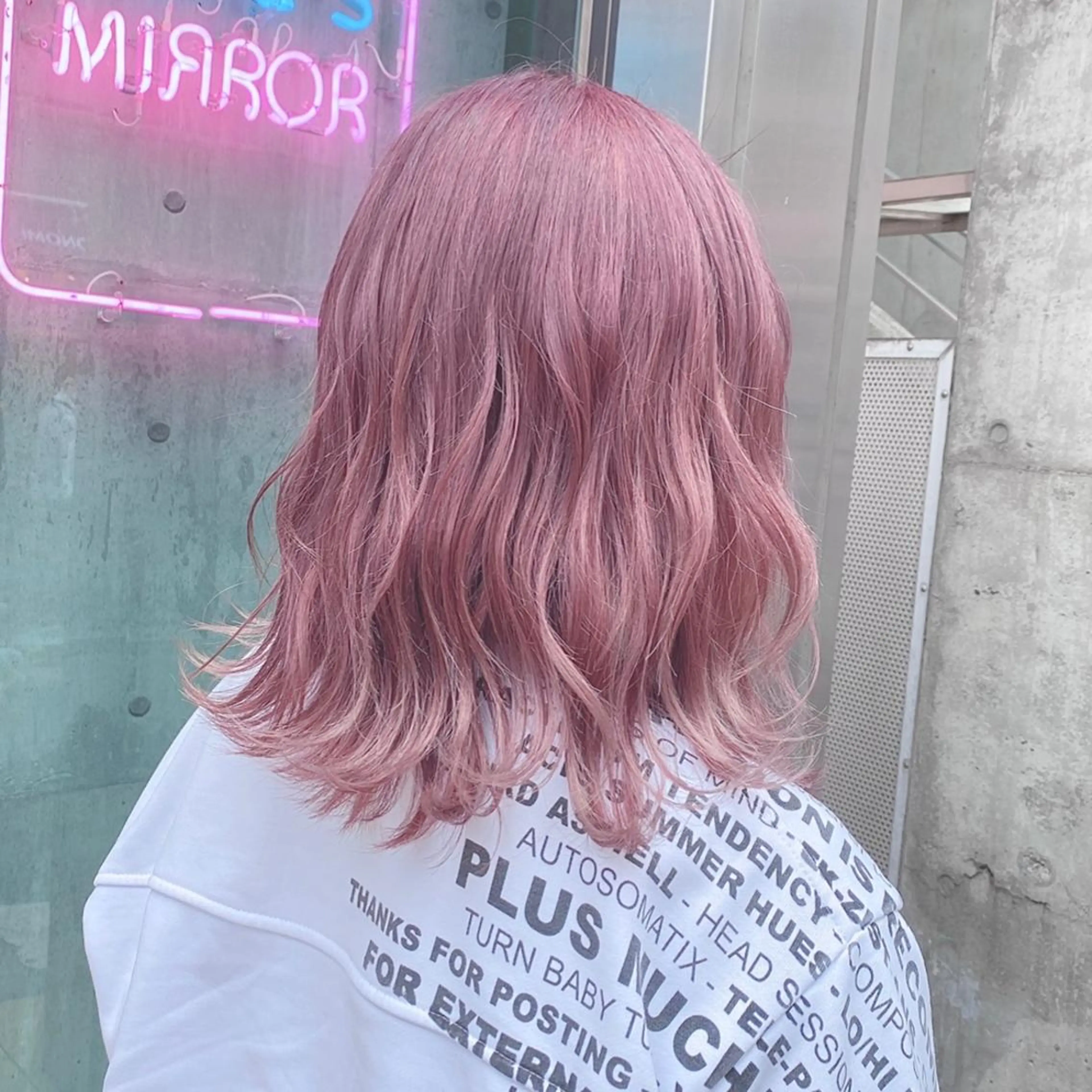 セミロング カラー ヘアアレンジ メンズ キッズ ヘアカラー トリートメント ヘアセット お悩み解決美容師 💐AMIのヘアスタイル