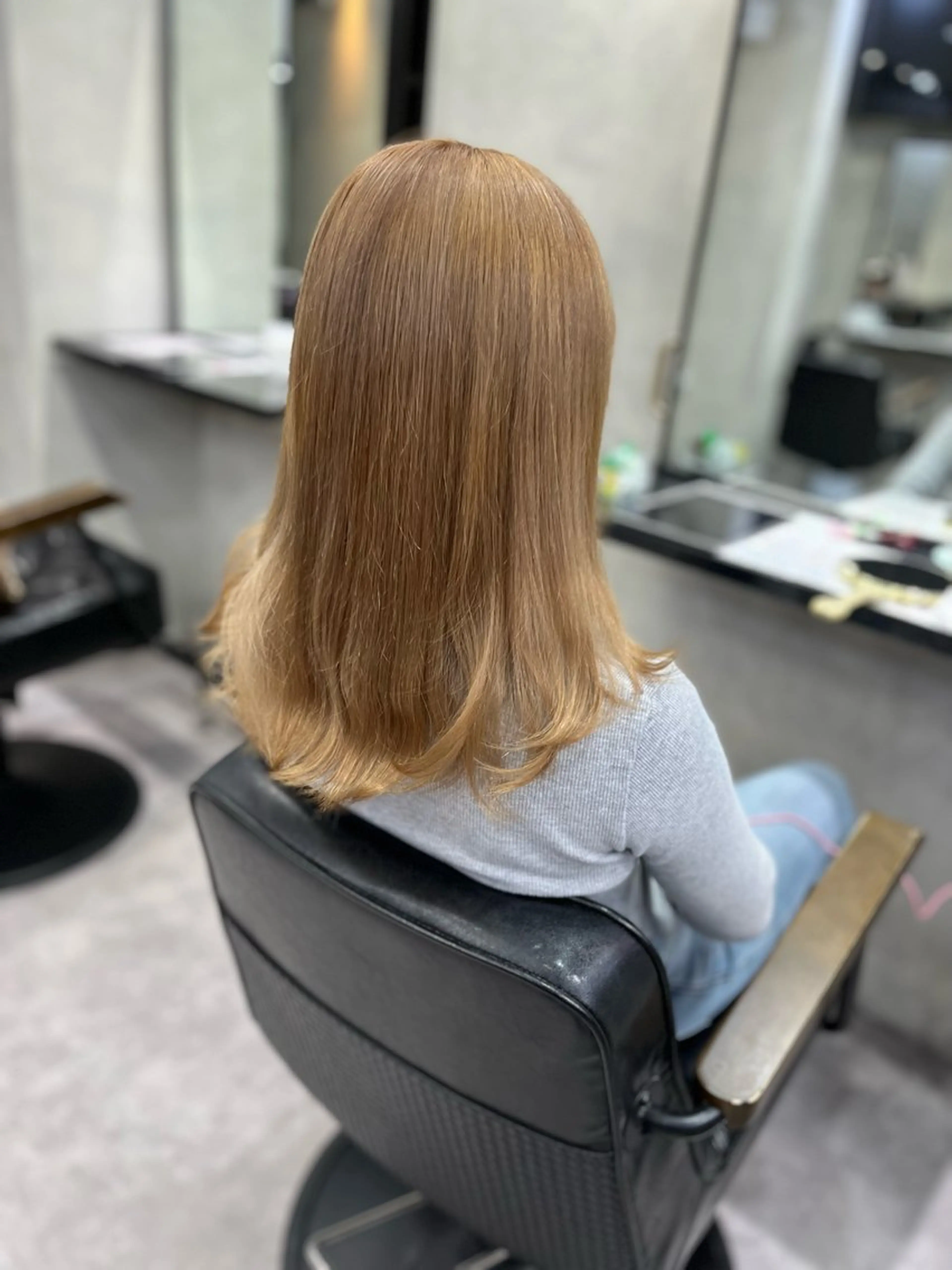 ミディアム 濱川響太レディース カットモデルのヘアスタイル