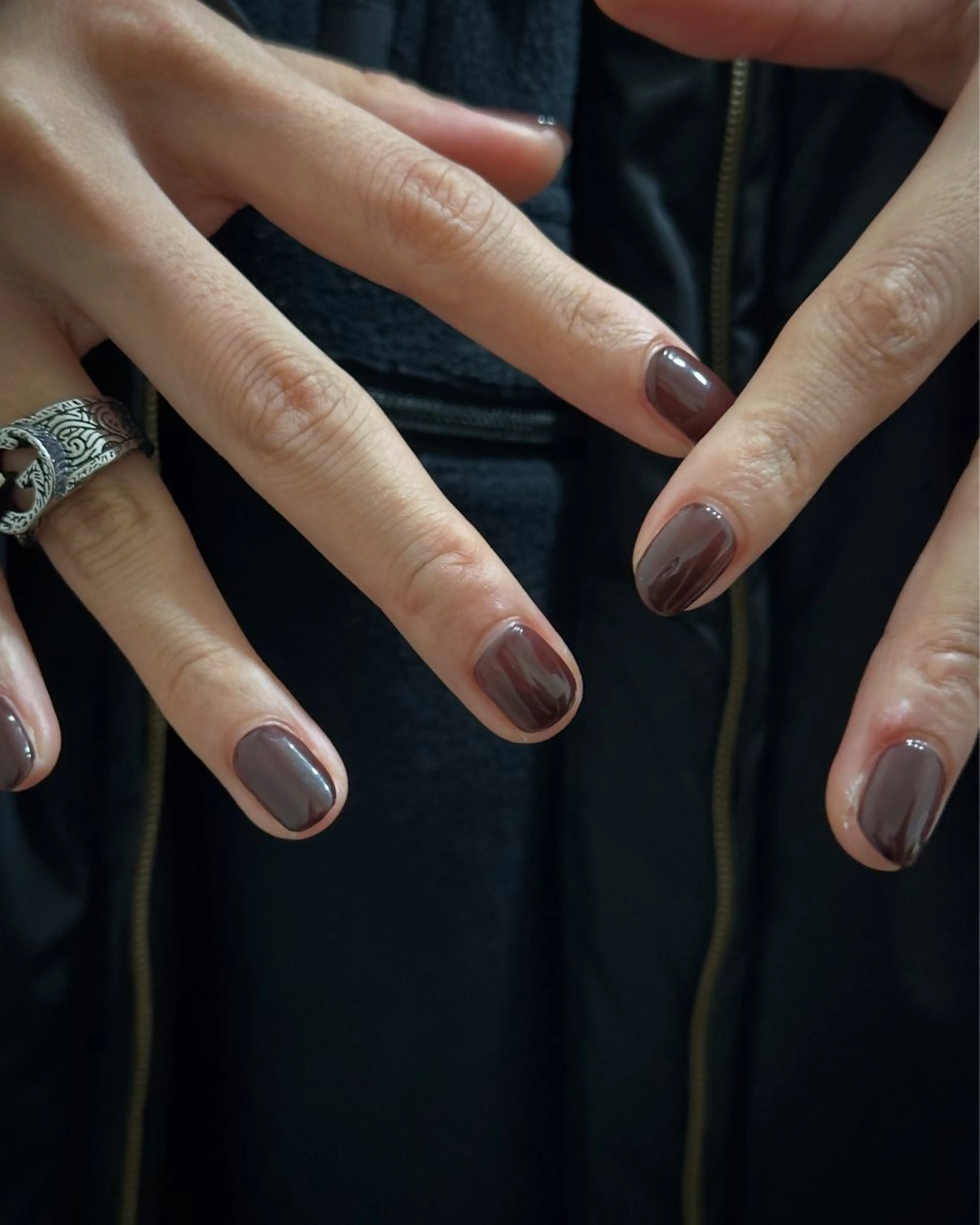 ネイル ブラウン ハンドネイル フットネイル kiii.__ ✴︎*のネイルデザイン