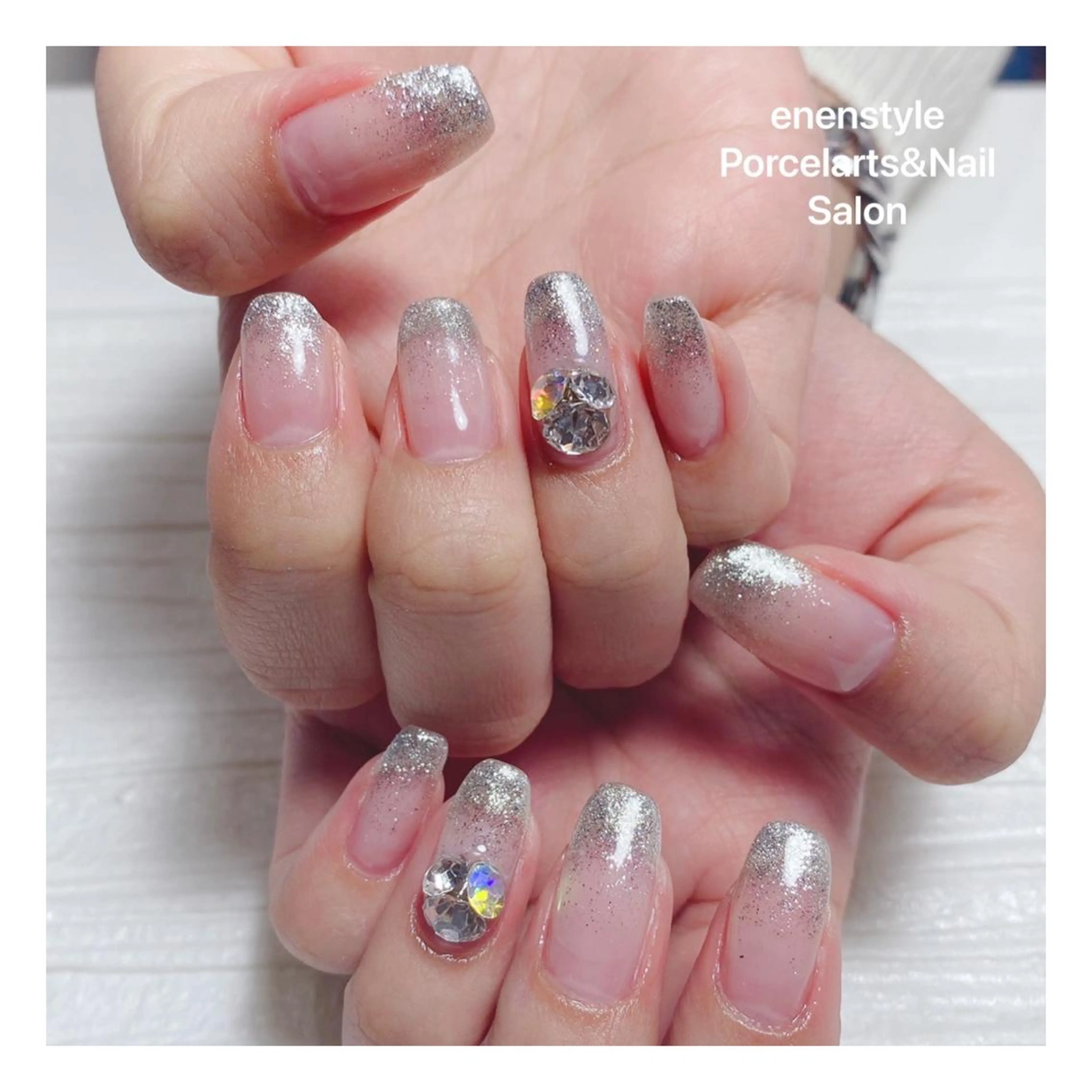 ミディアム ネイル 👑enen style👑のネイルデザイン