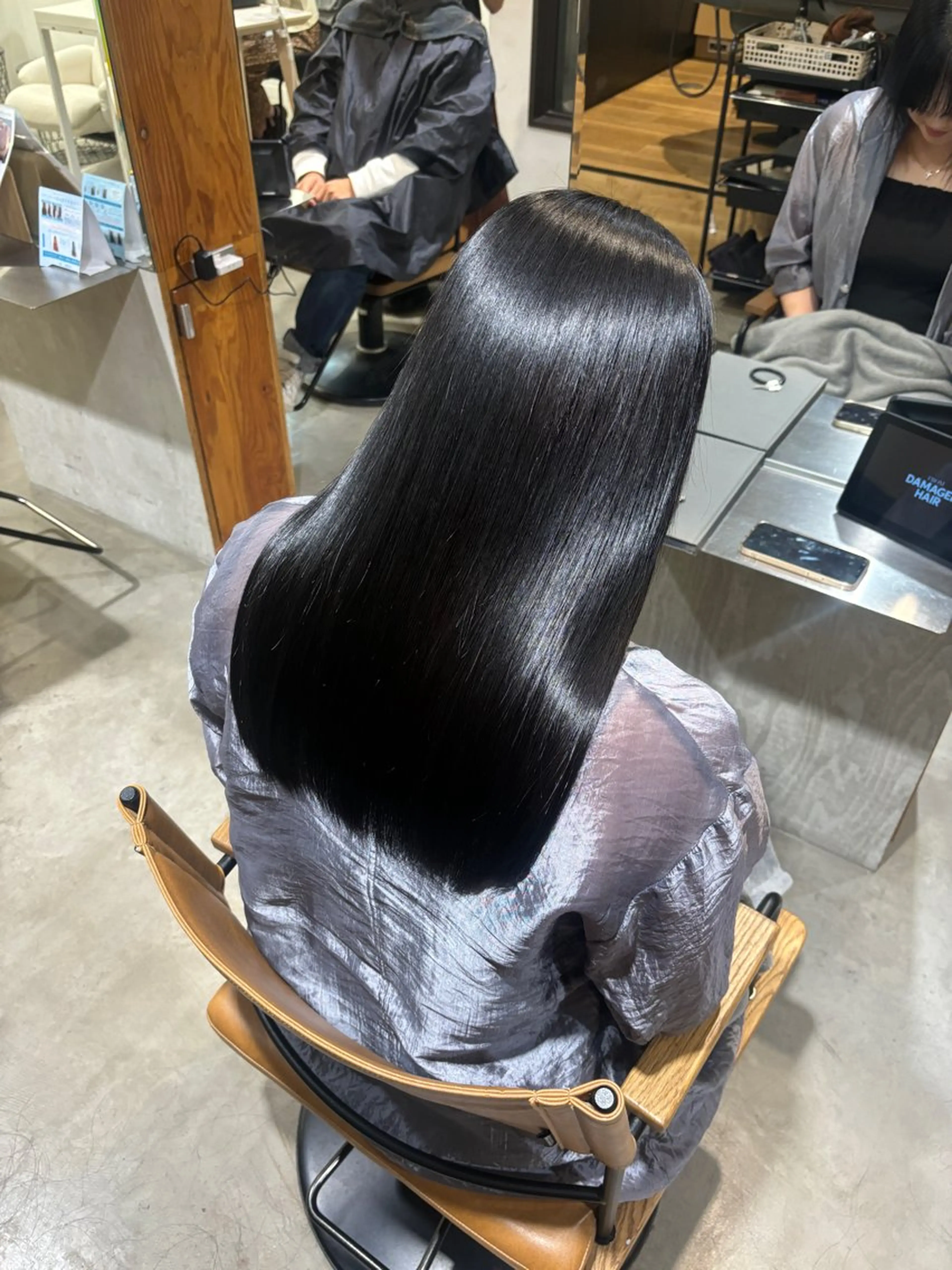 ロング カラー カット ヘアカラー 小木曽 里華のヘアスタイル