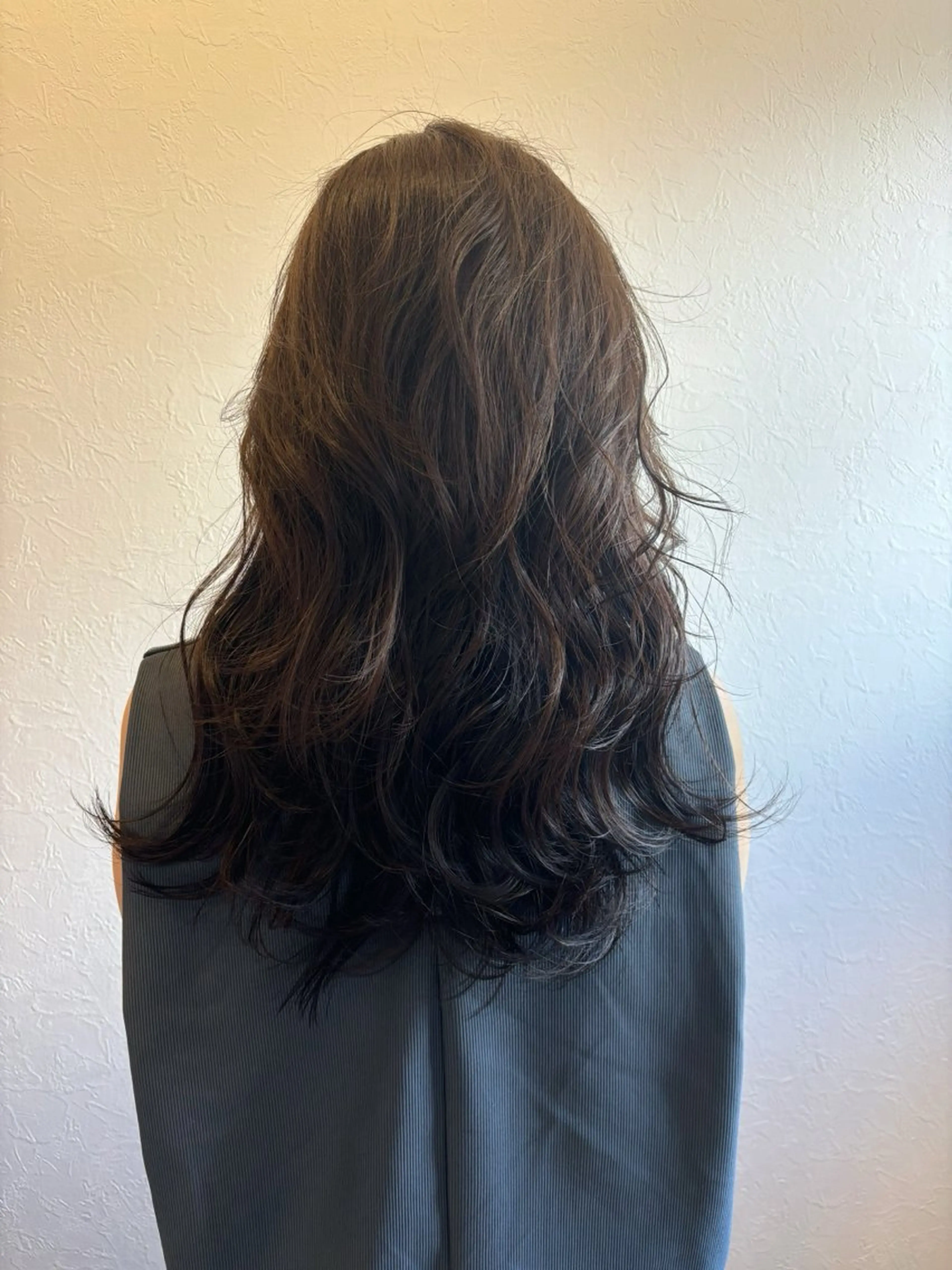 ロング カラー かきあげバング レイヤーカット カット ヘアカラー bijou chiharuのマツエク・マツパデザイン