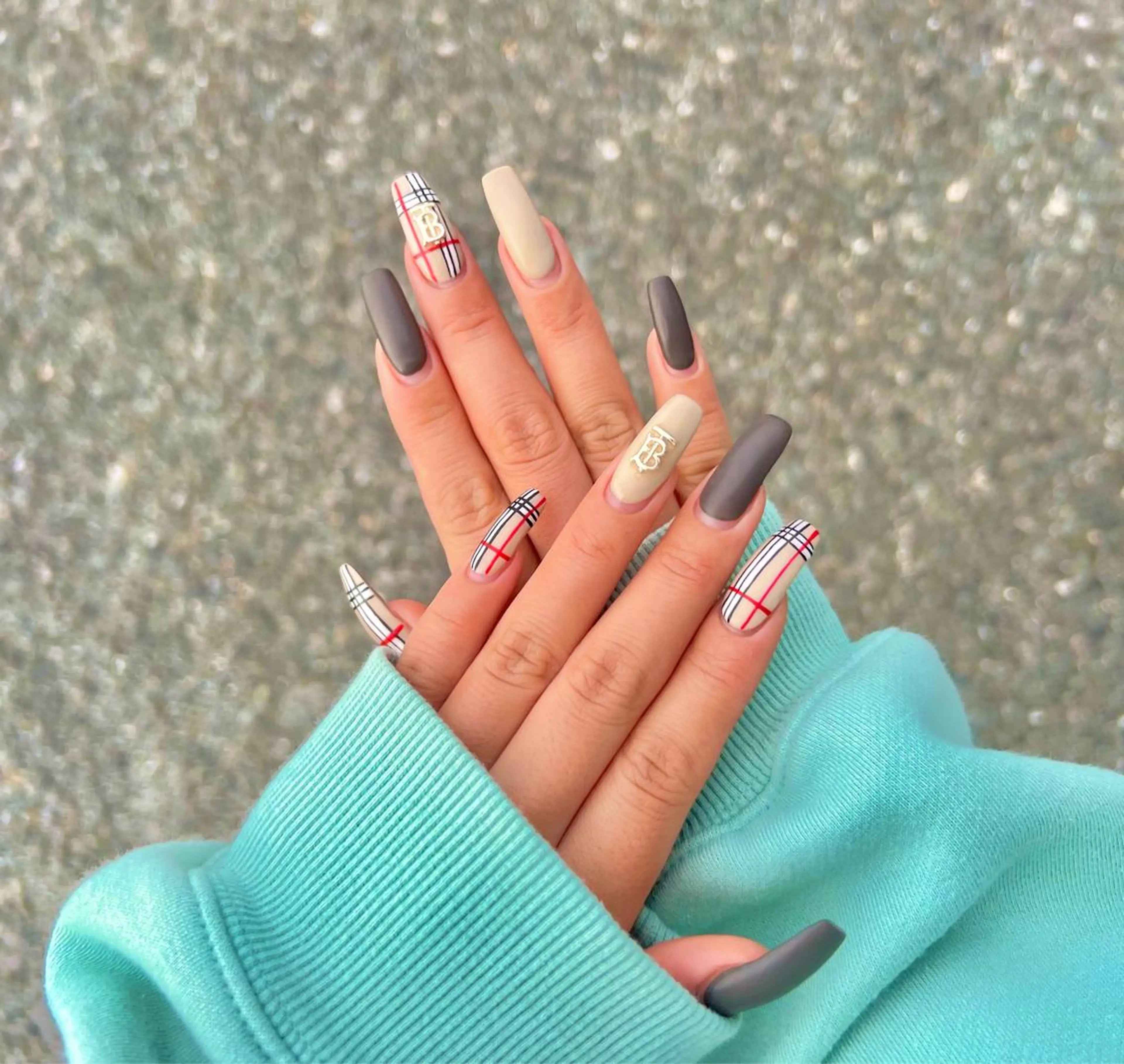 ネイル zir  nail 🕊️💗RIOのネイルデザイン