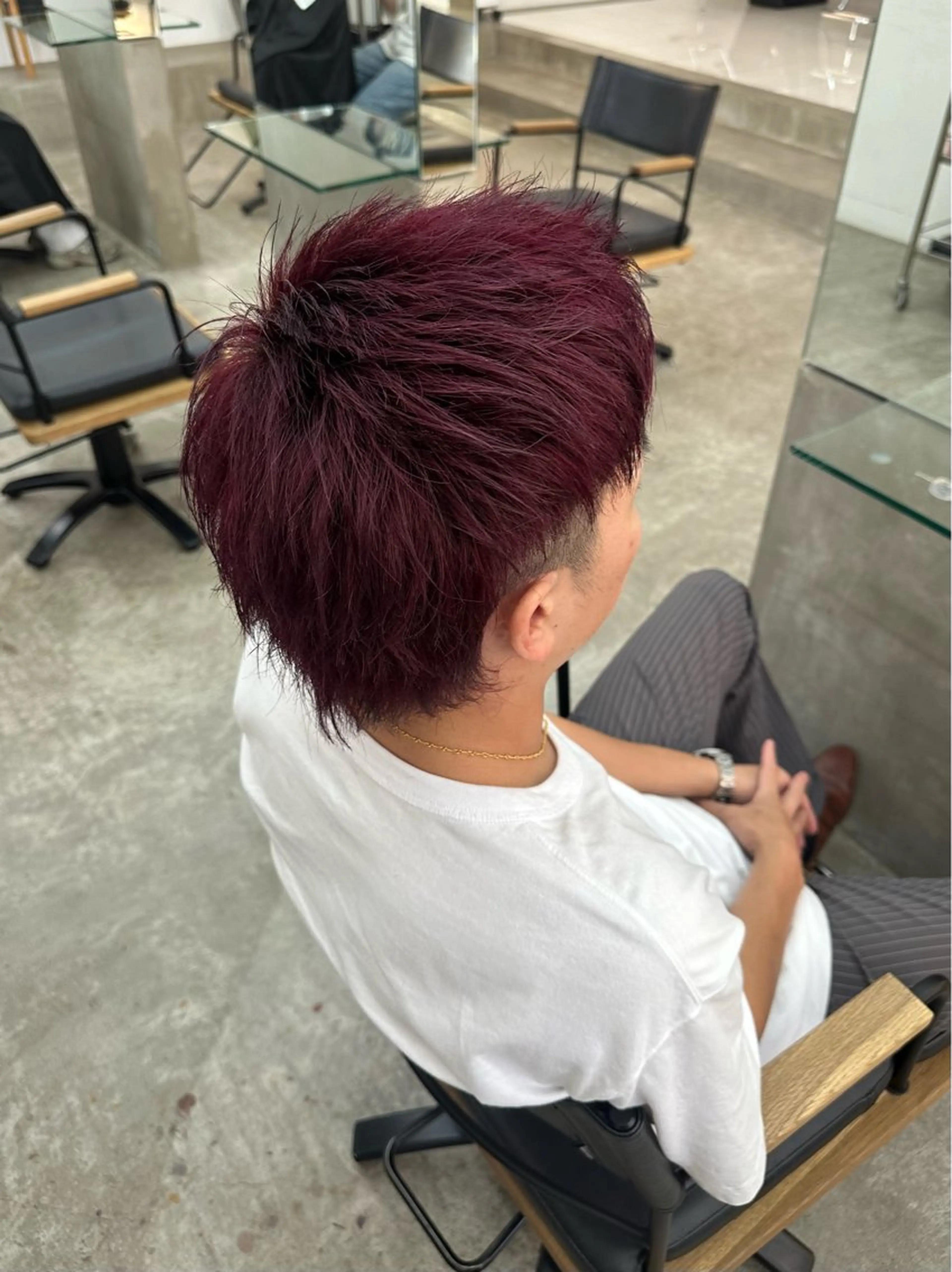 カラー メンズ YOSHINO AIKOのヘアスタイル