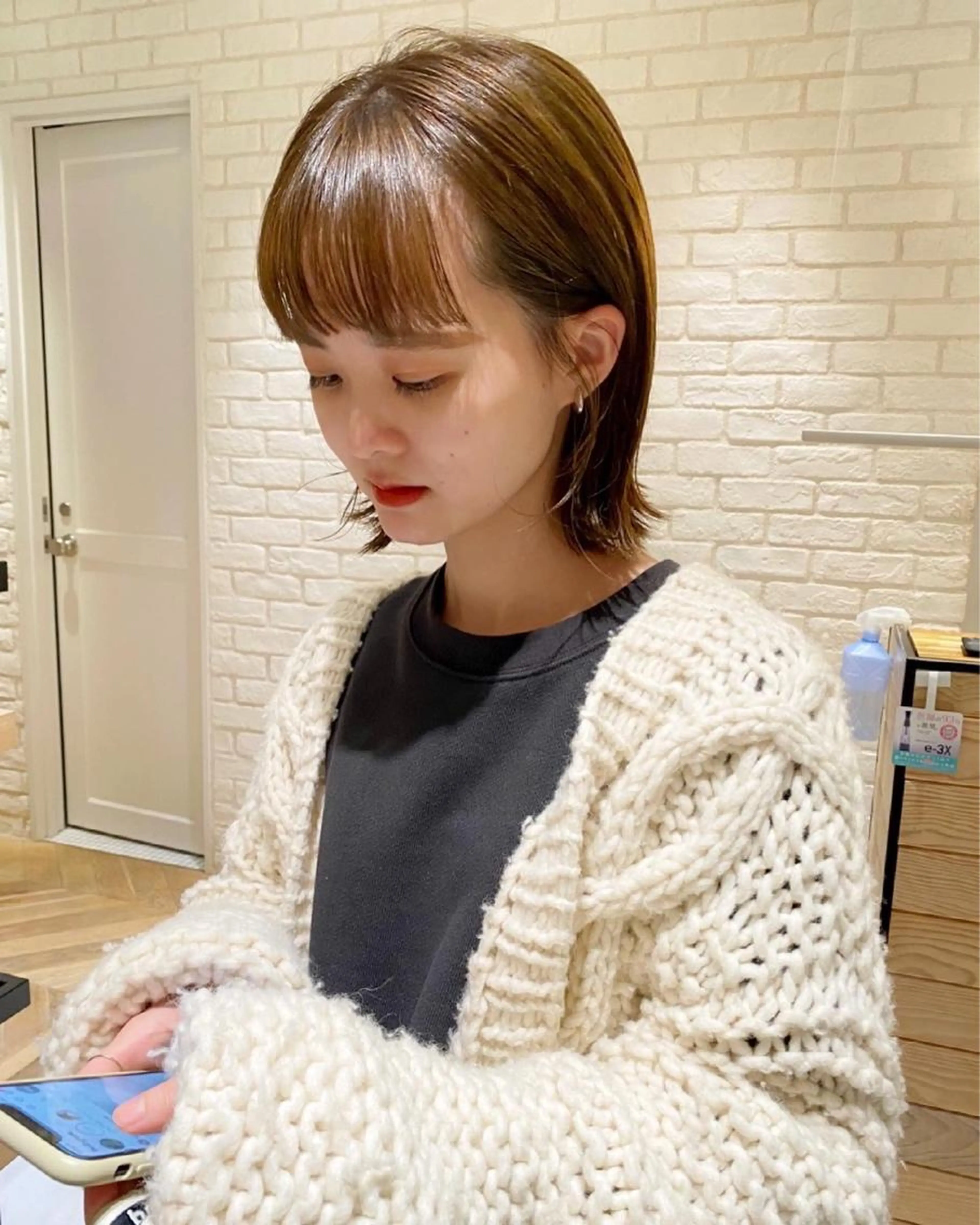 カット＋前髪ストレート＋補修トリートメントの写真