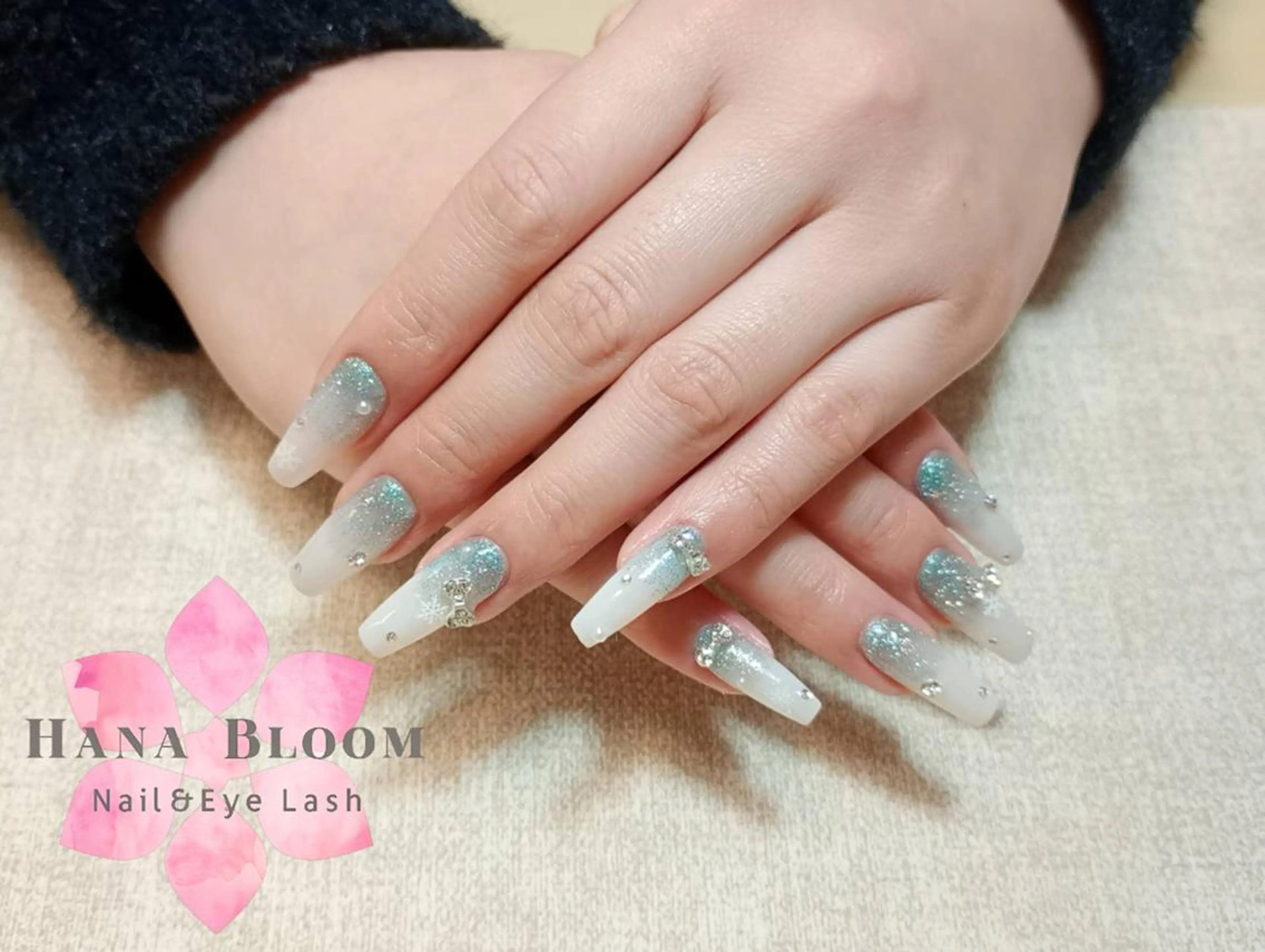 ネイル 長さ出し ジェルネイル 持ち込み パラジェル ワンホンネイル ハンドネイル ハンドケア Hana Bloom Nail💗YUIのネイルデザイン