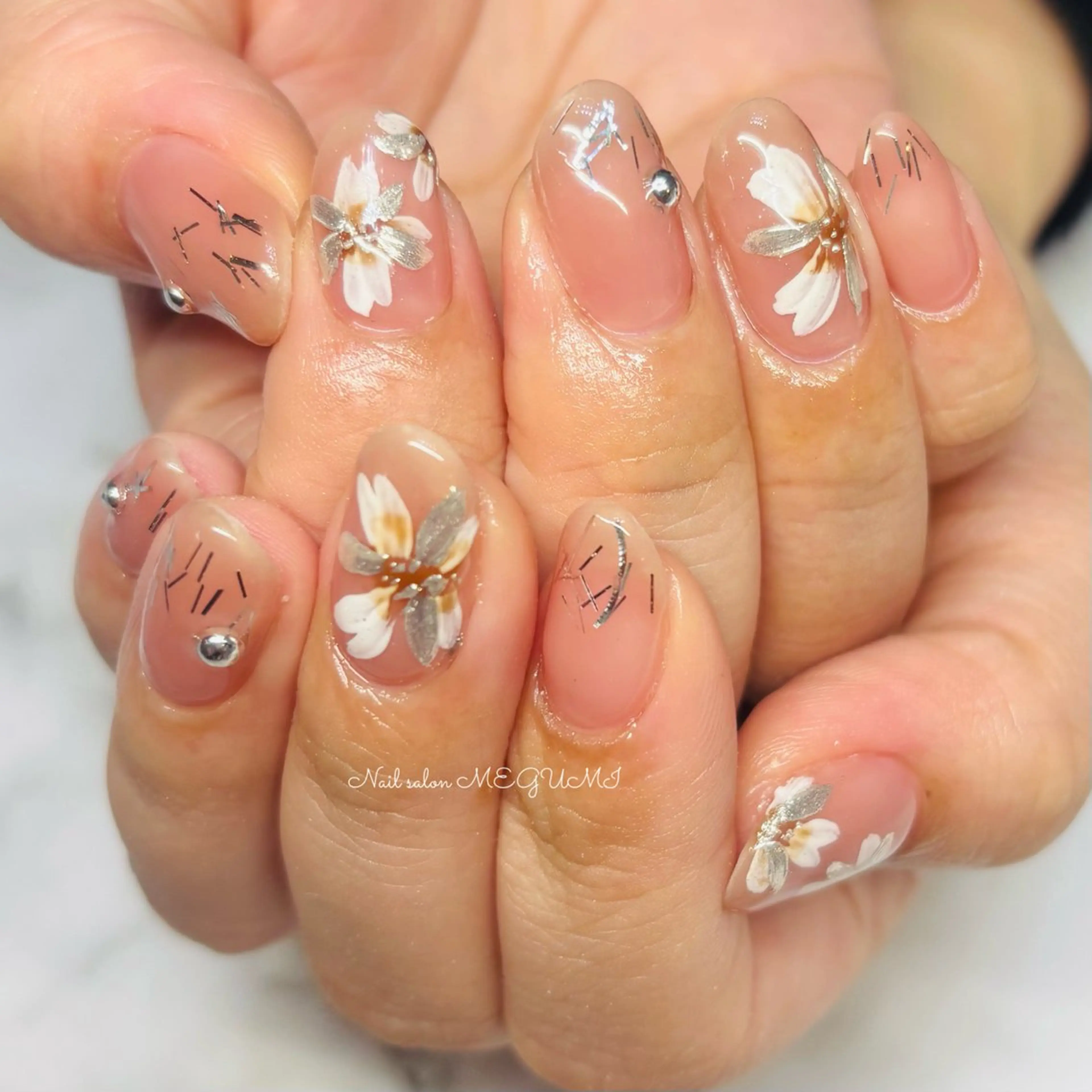 ネイル Nail salon MEGUMIのネイルデザイン