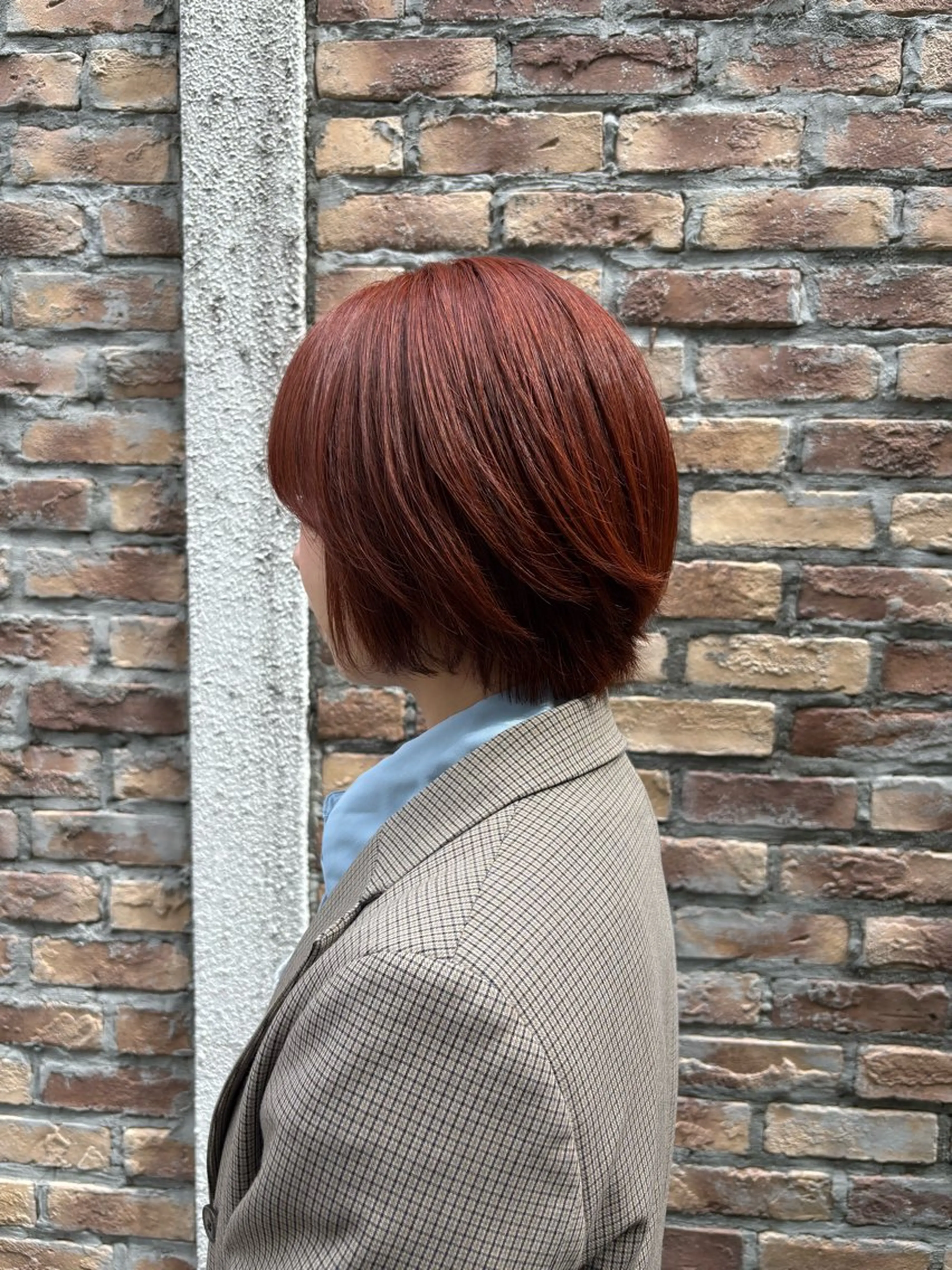 ショート カラー 荒木 美咲のヘアスタイル