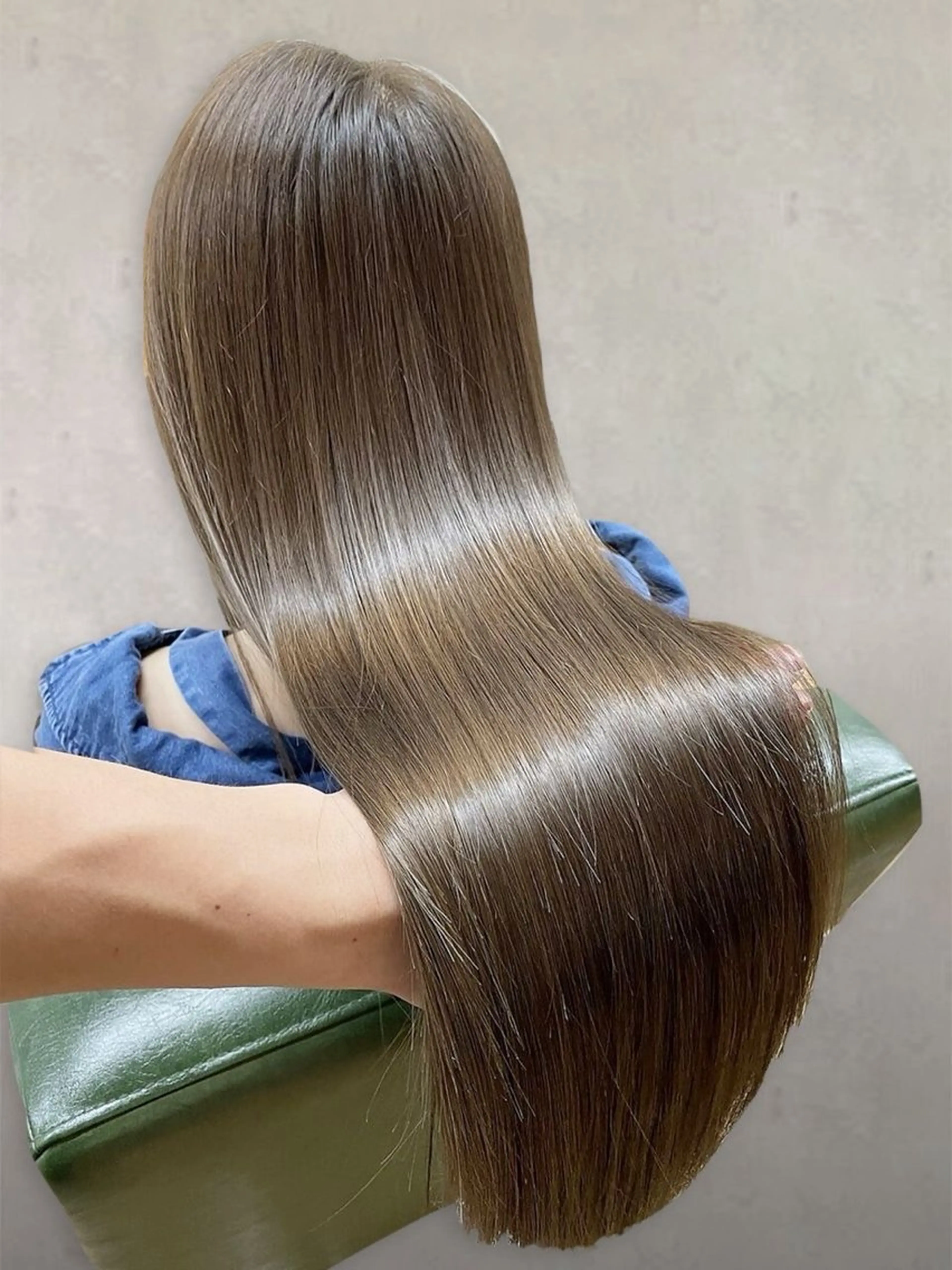 ロング カラー 高村 茉耶のヘアスタイル
