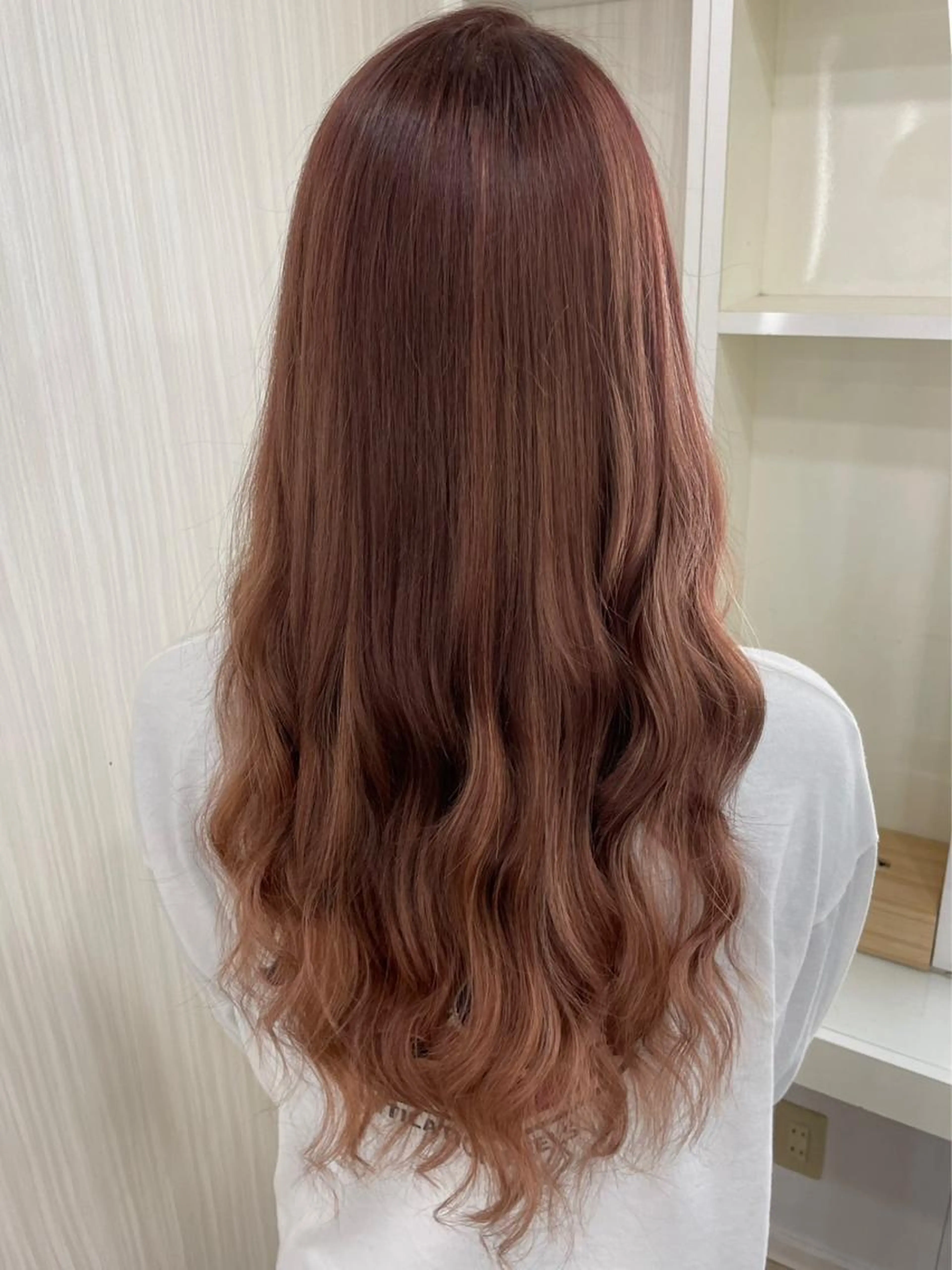 ❤︎‬艶カラー＋最高級人毛シールエクステ60本＋内部補修トリートメント エクカットの写真