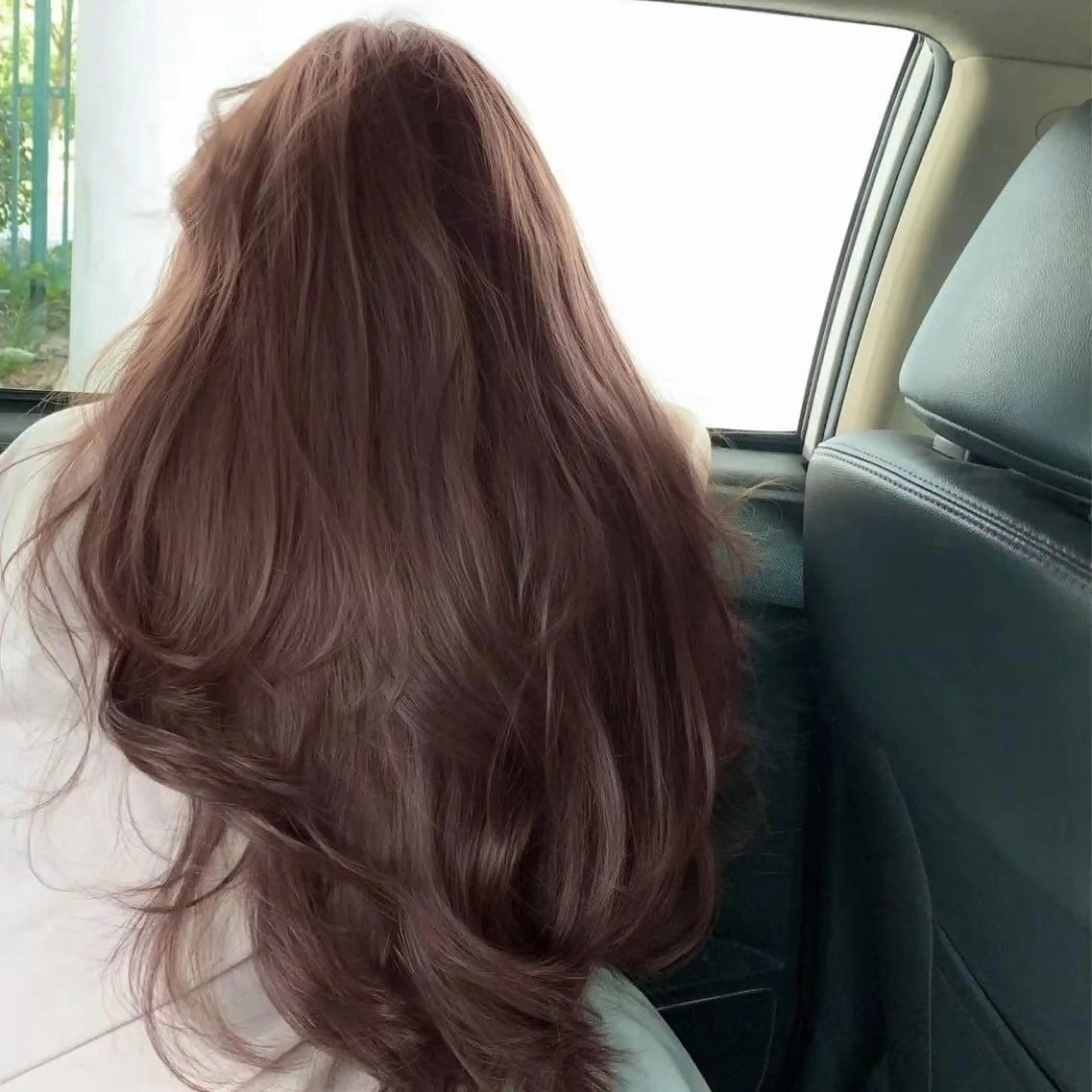 ロング カラー 韓国ベージュ🏹 YUTOのヘアスタイル
