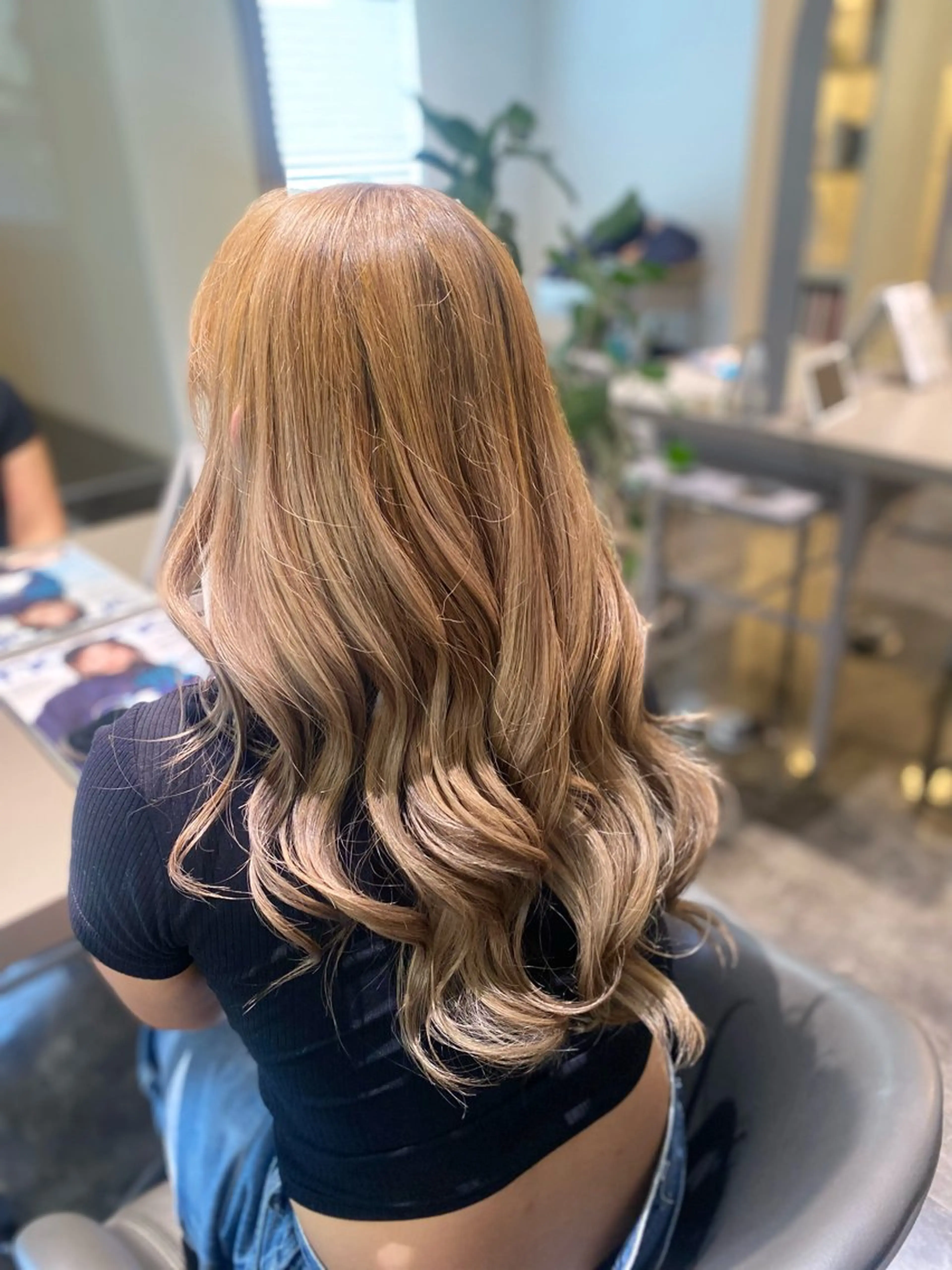 📣新生活応援イメチェン🎉⭐️デザインカラー《💫インナーorハイライト＋🌿サスティナブルカラー》の写真