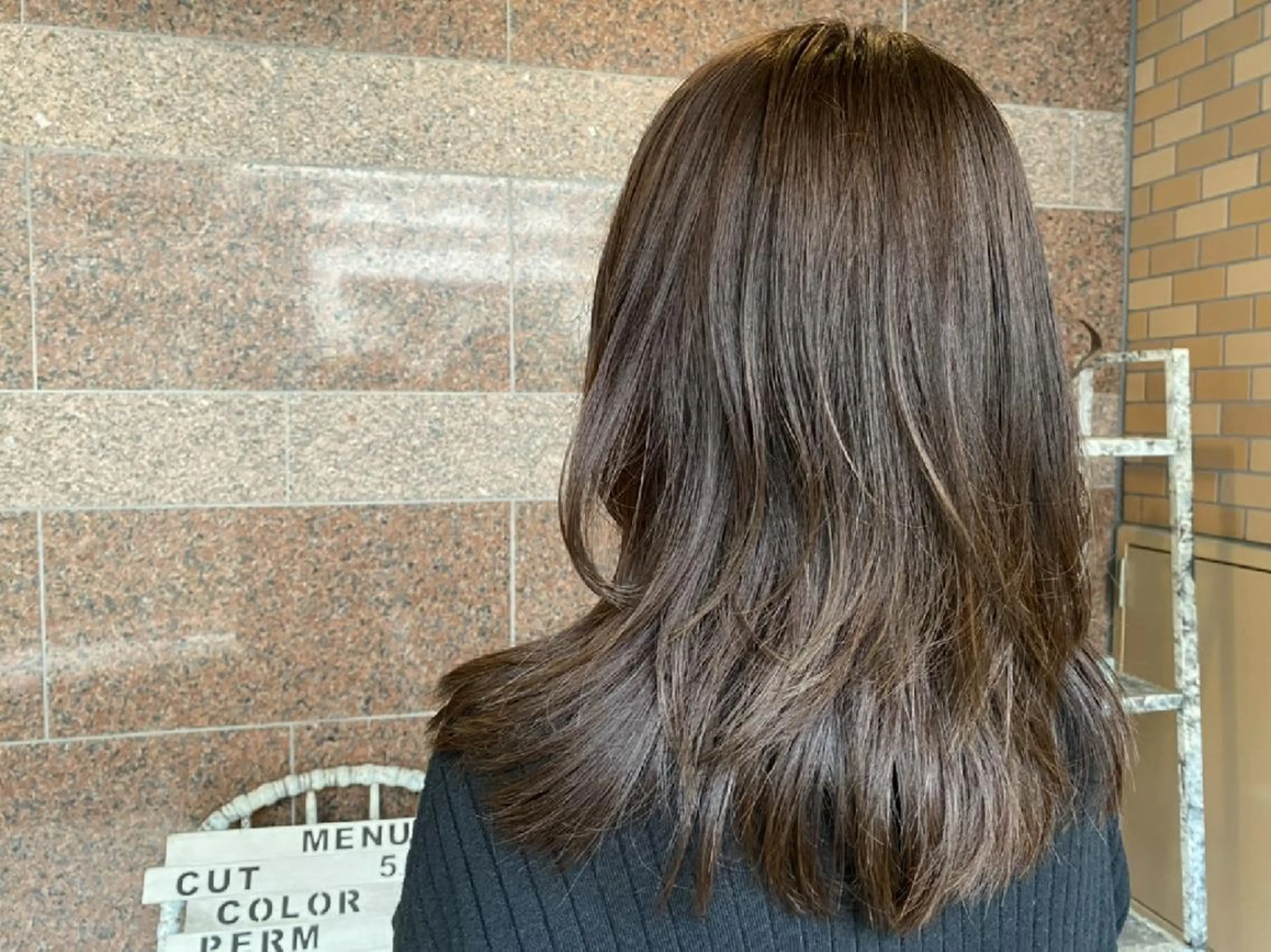 ミディアム カラー ヘアアレンジ マツエク・マツパ 透明感カラー パープルカラー 🪞🫧豊田美優/ まつげパーマ🫧🪞のマツエク・マツパデザイン