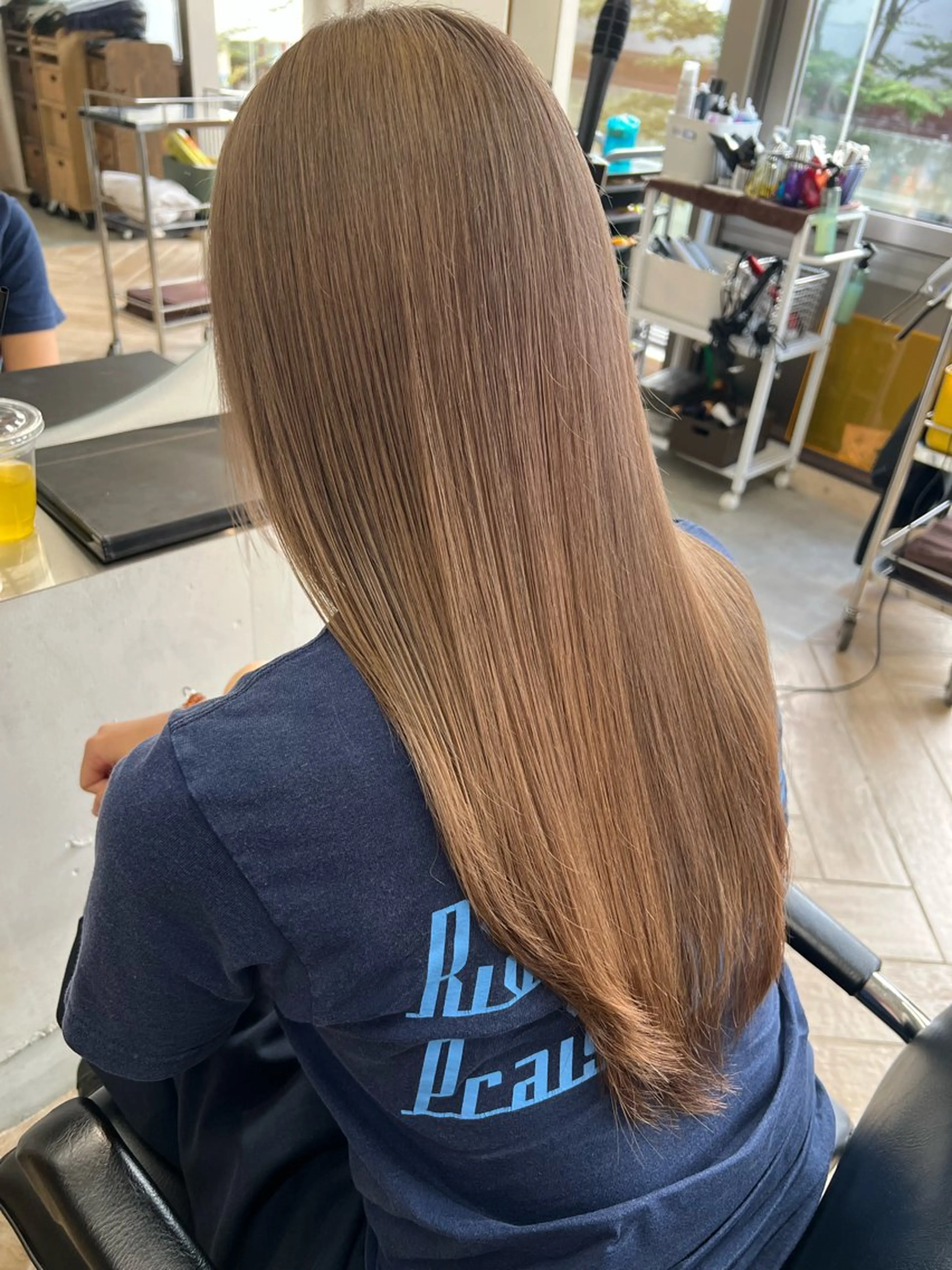 ロング カラー カット ヘアカラー トリートメント ベージュ/髪質改善 新潟/万代/井上佑のヘアスタイル