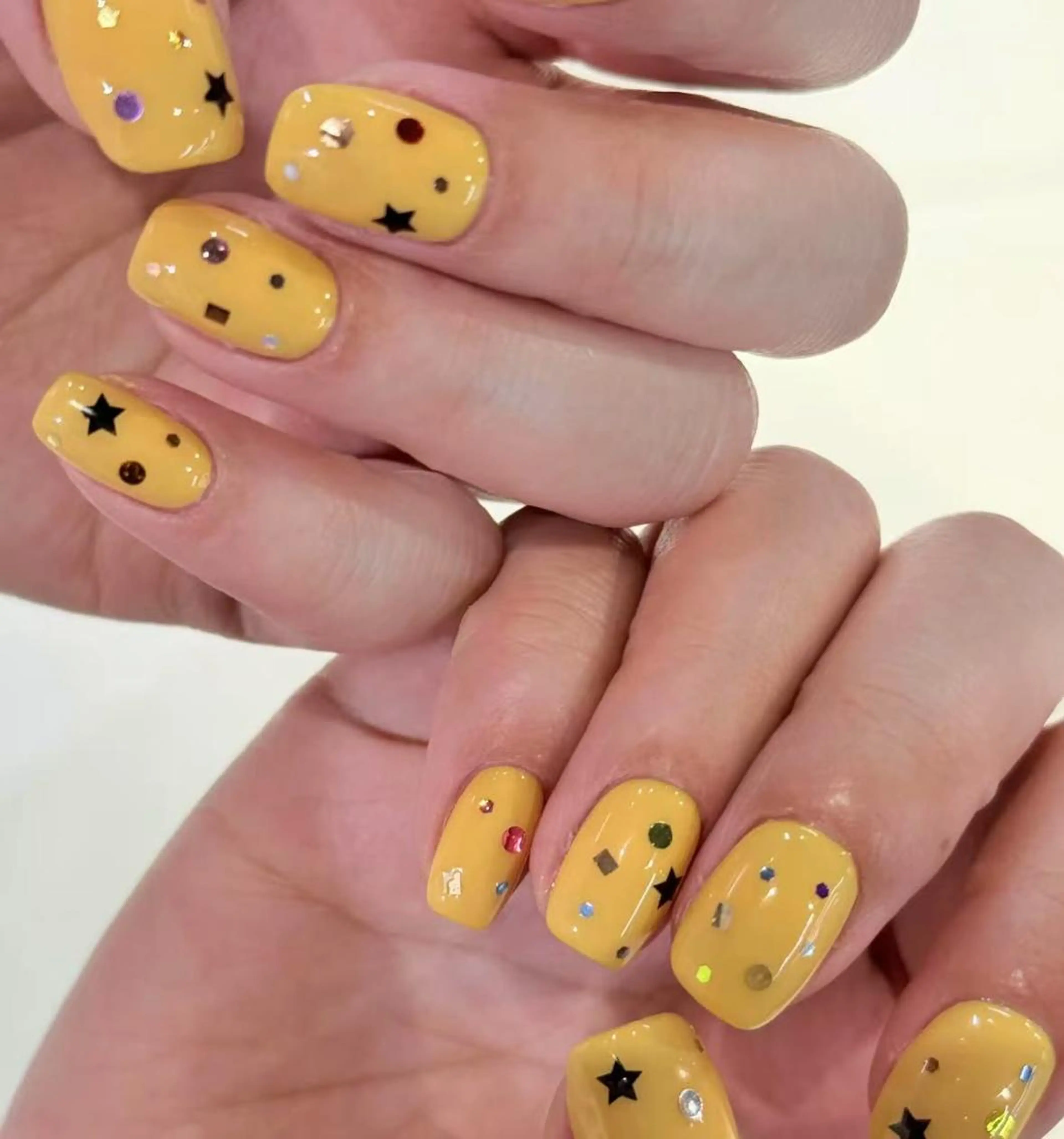 ネイル ハンドネイル 🎀 NaNa_nailのネイルデザイン