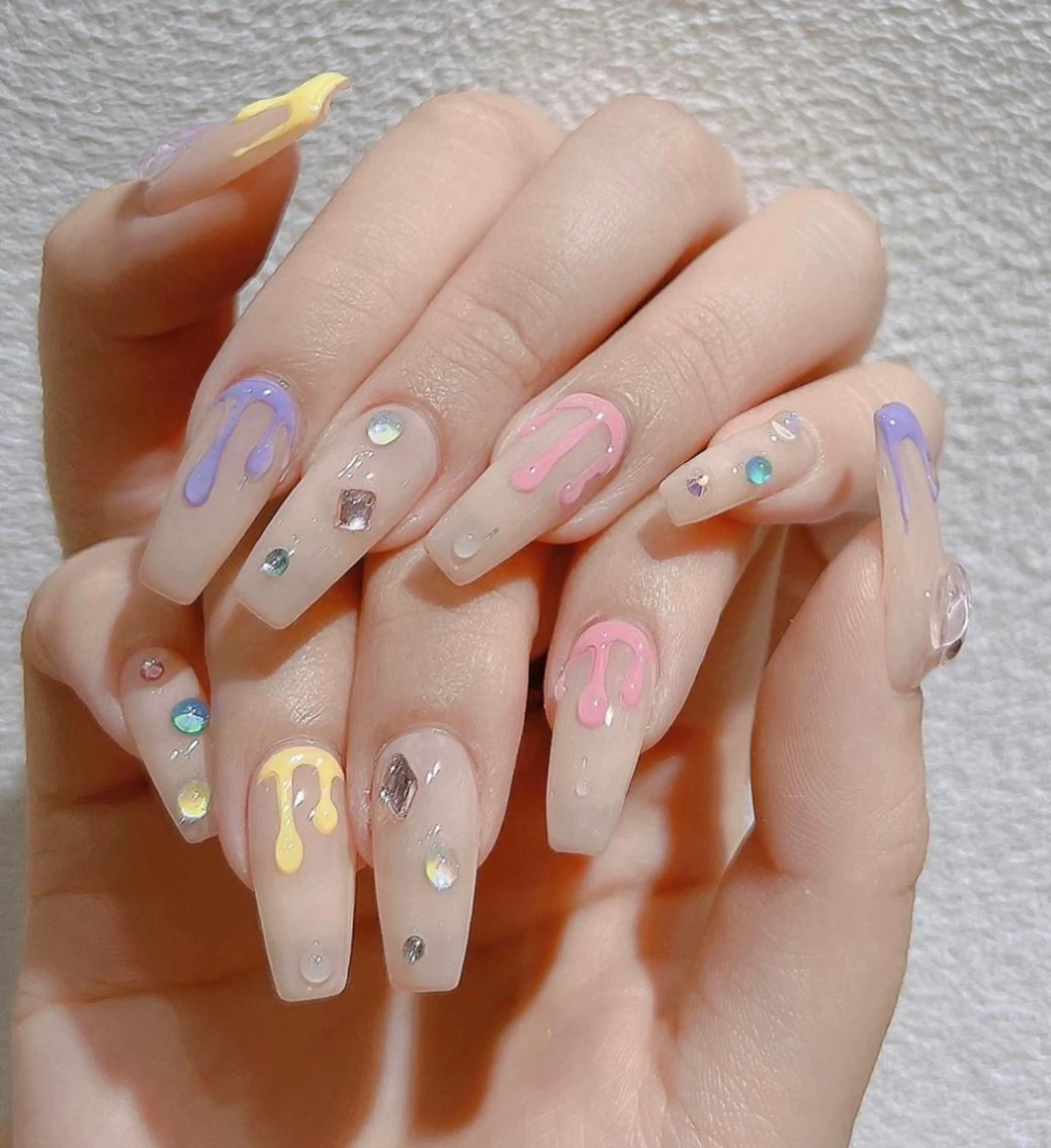 ネイル ハンドネイル Queens ciciのネイルデザイン