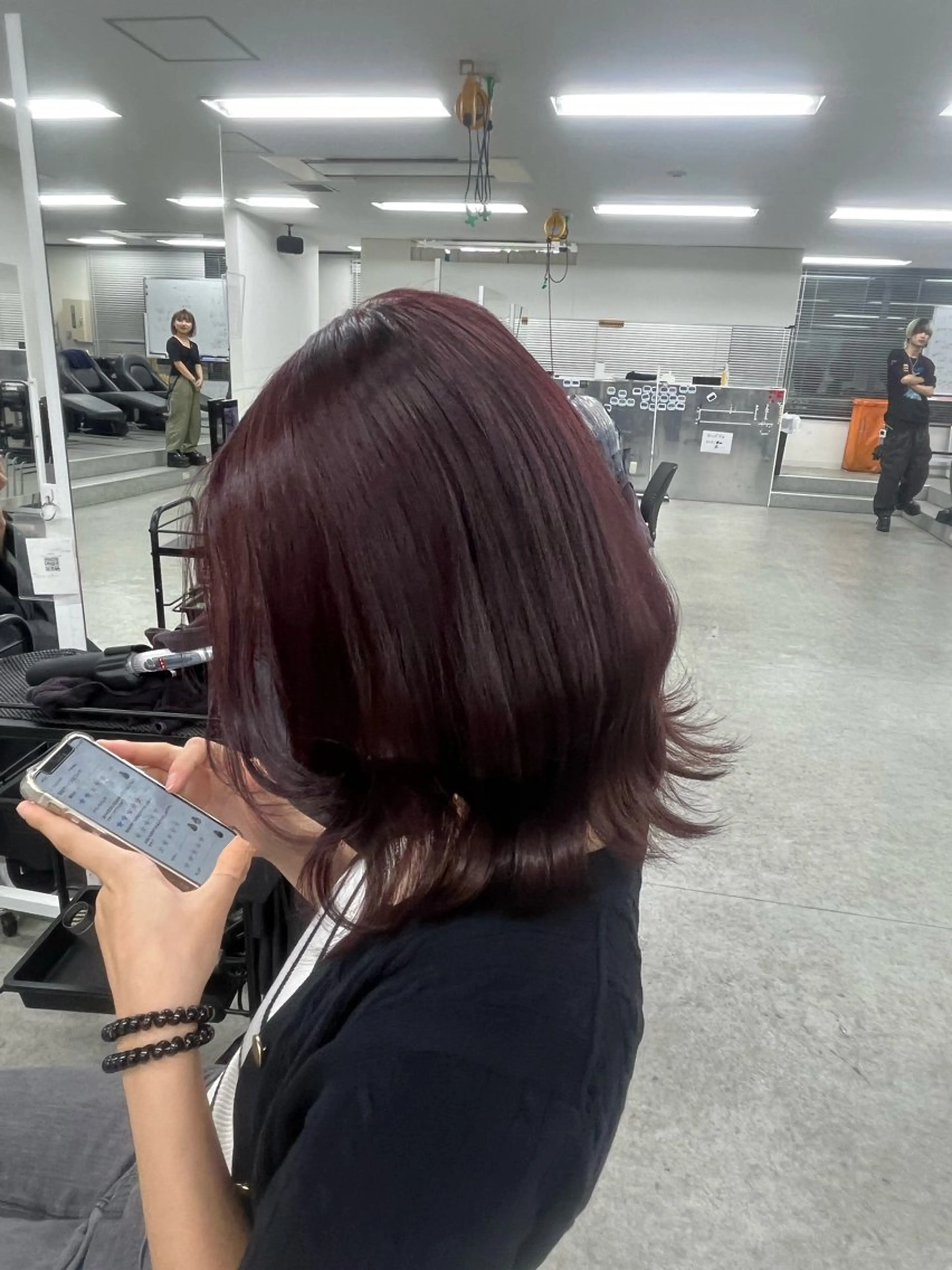 ミディアム ヘアカラー トリートメント 艶髪ハイトーンカラー 渋谷🎀ririkaのヘアスタイル