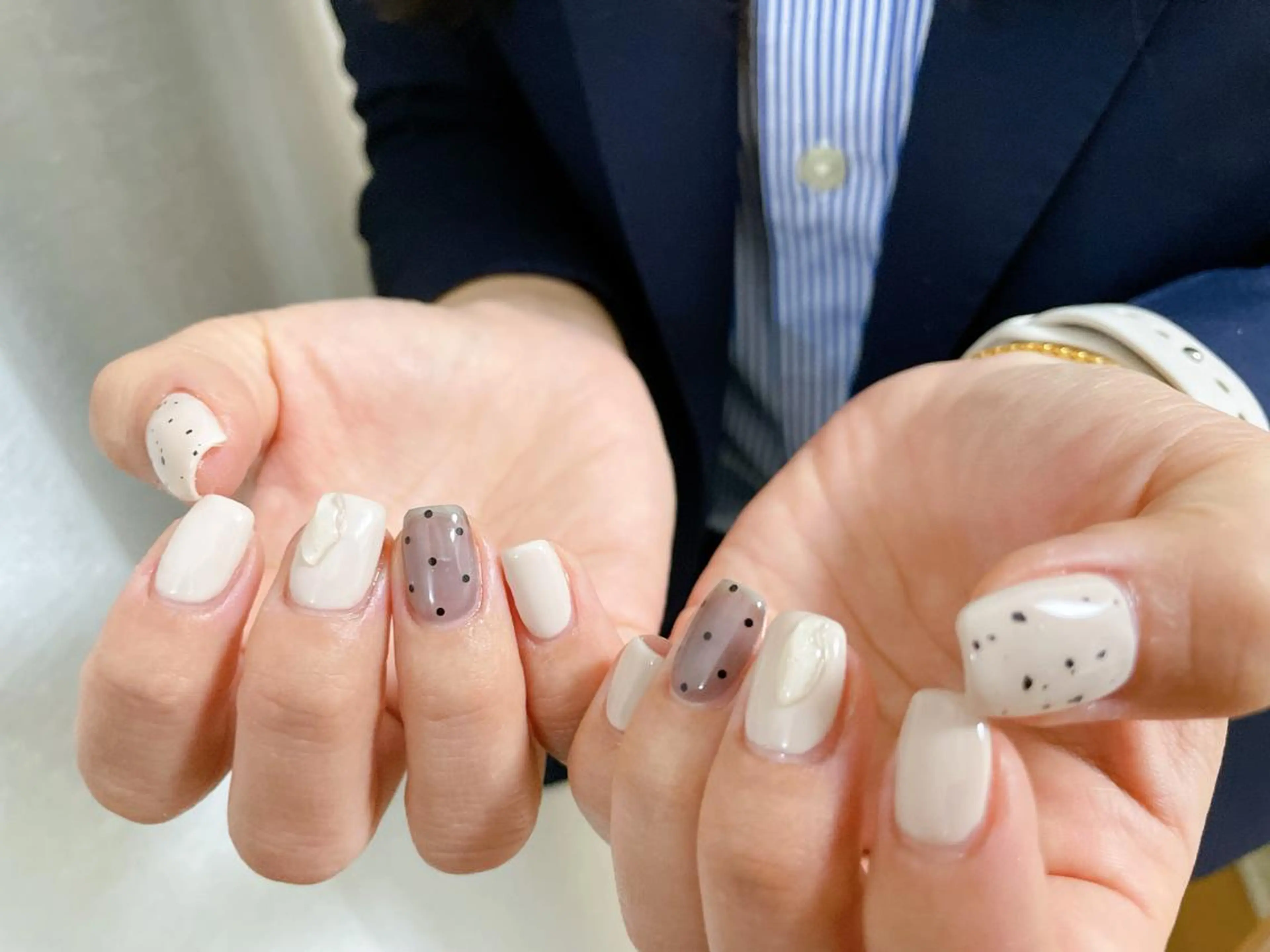 ネイル オーロラネイル フラワーネイル フットネイル フレンチネイル ジェルネイル mogunail &blowのネイルデザイン
