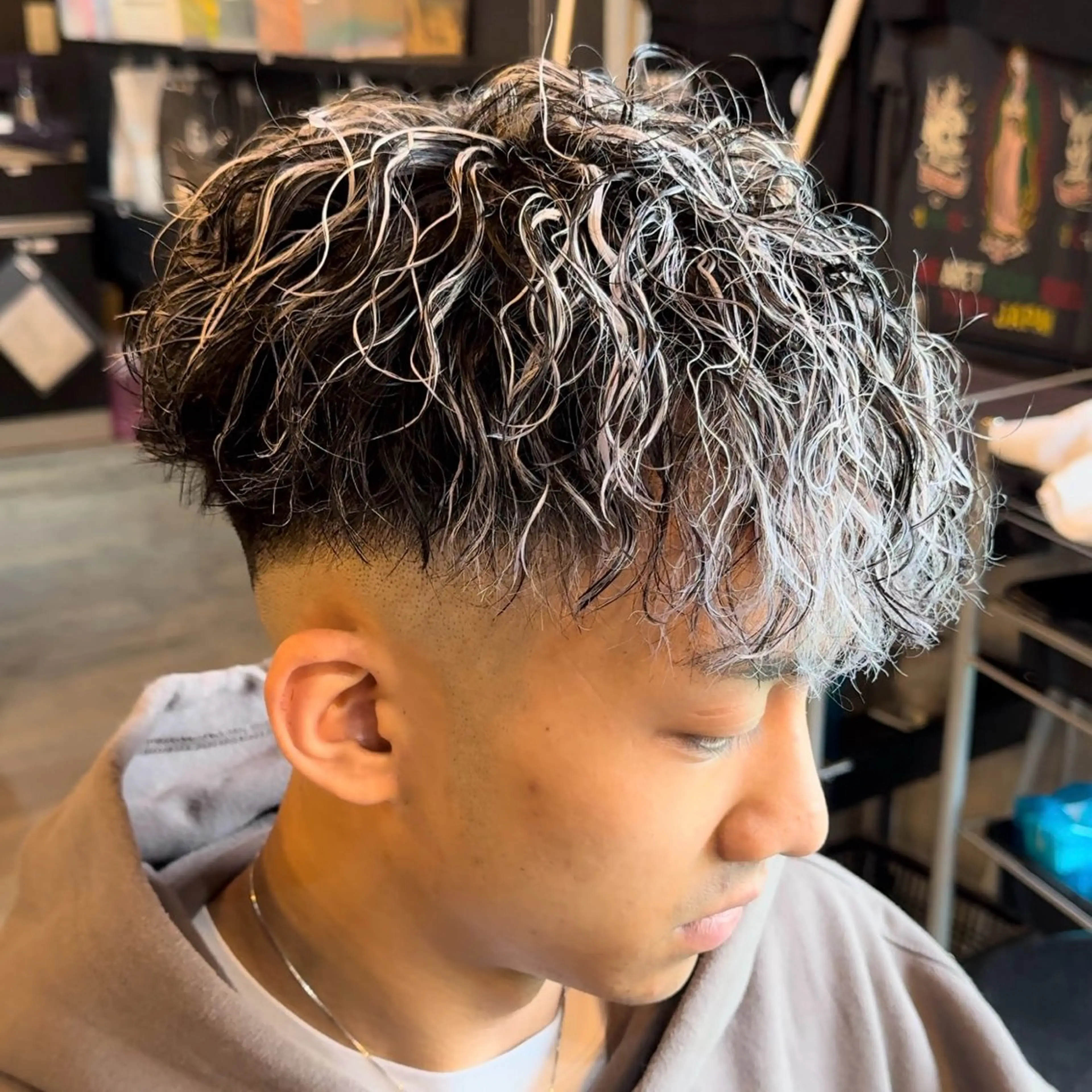 メンズカット+ホワイトメッシュ¥15500(ブリーチ2回)の写真