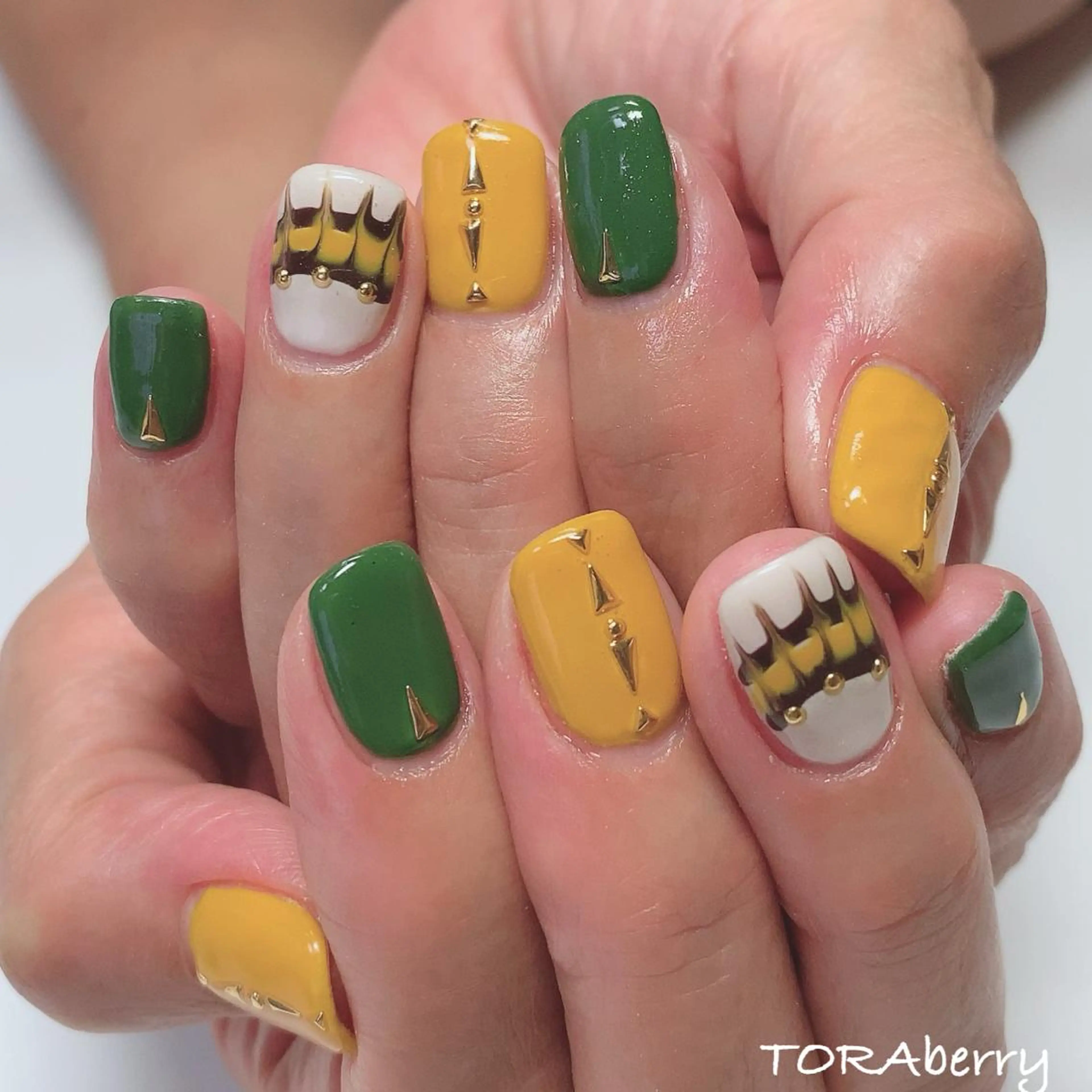 ネイル ネイリスト なつみのネイルデザイン