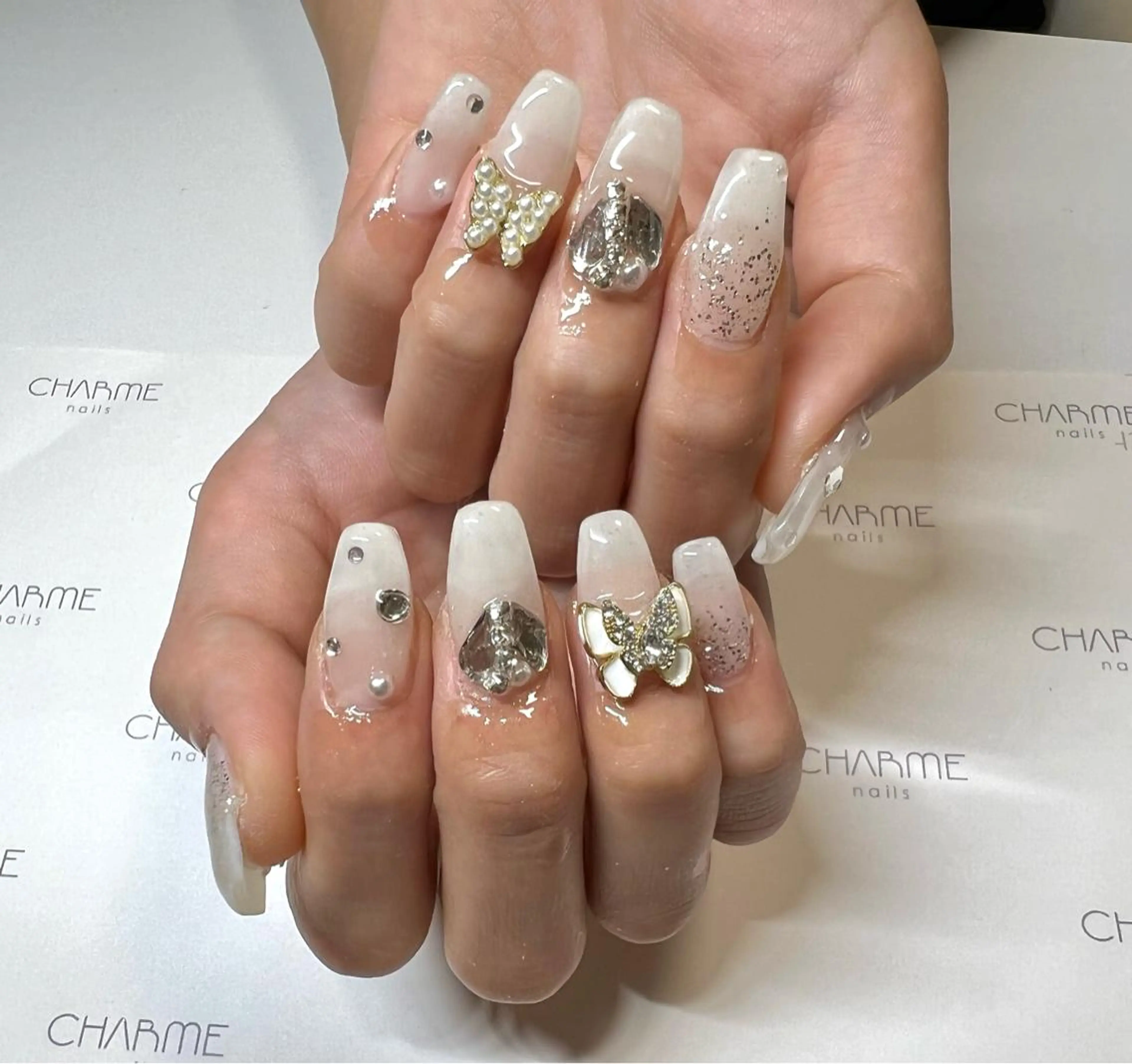 ネイル ワンホンネイル ハンドネイル CHARME 🤎〔RINA〕のネイルデザイン