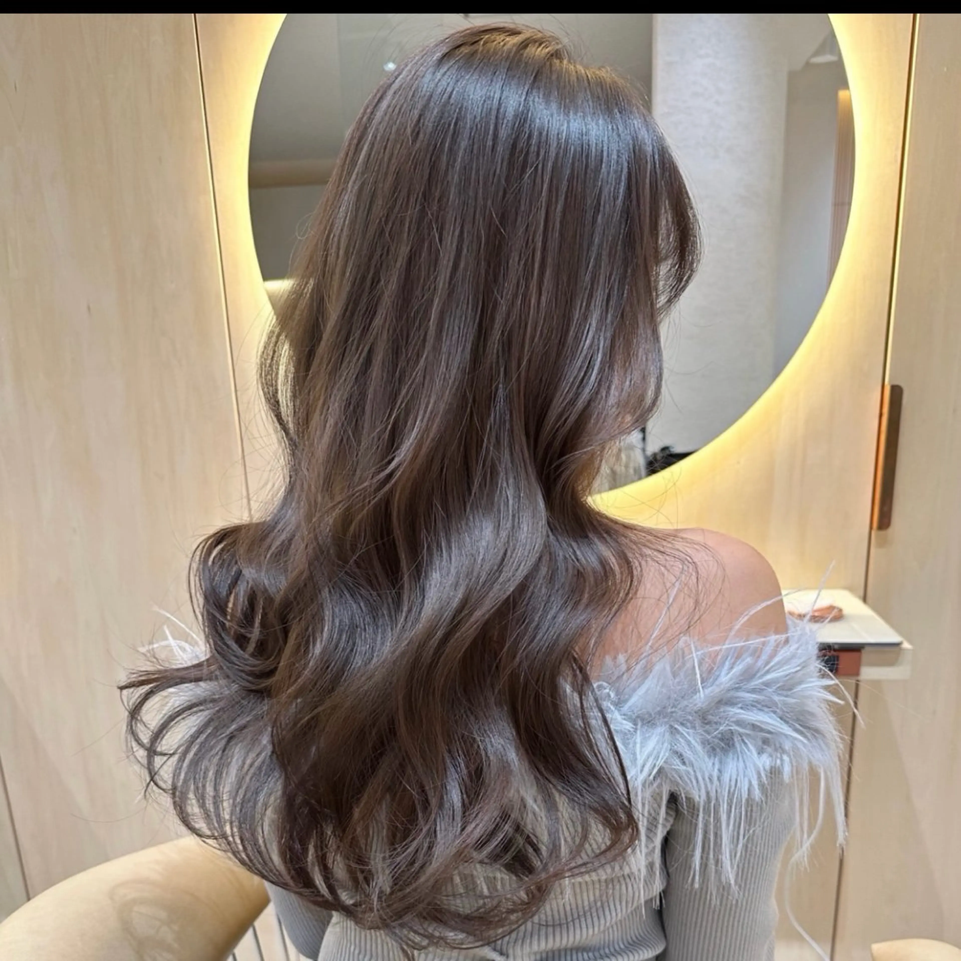 ミディアム カラー レイヤー|縮毛矯正 |韓国ボブ|岡田洸太のヘアスタイル