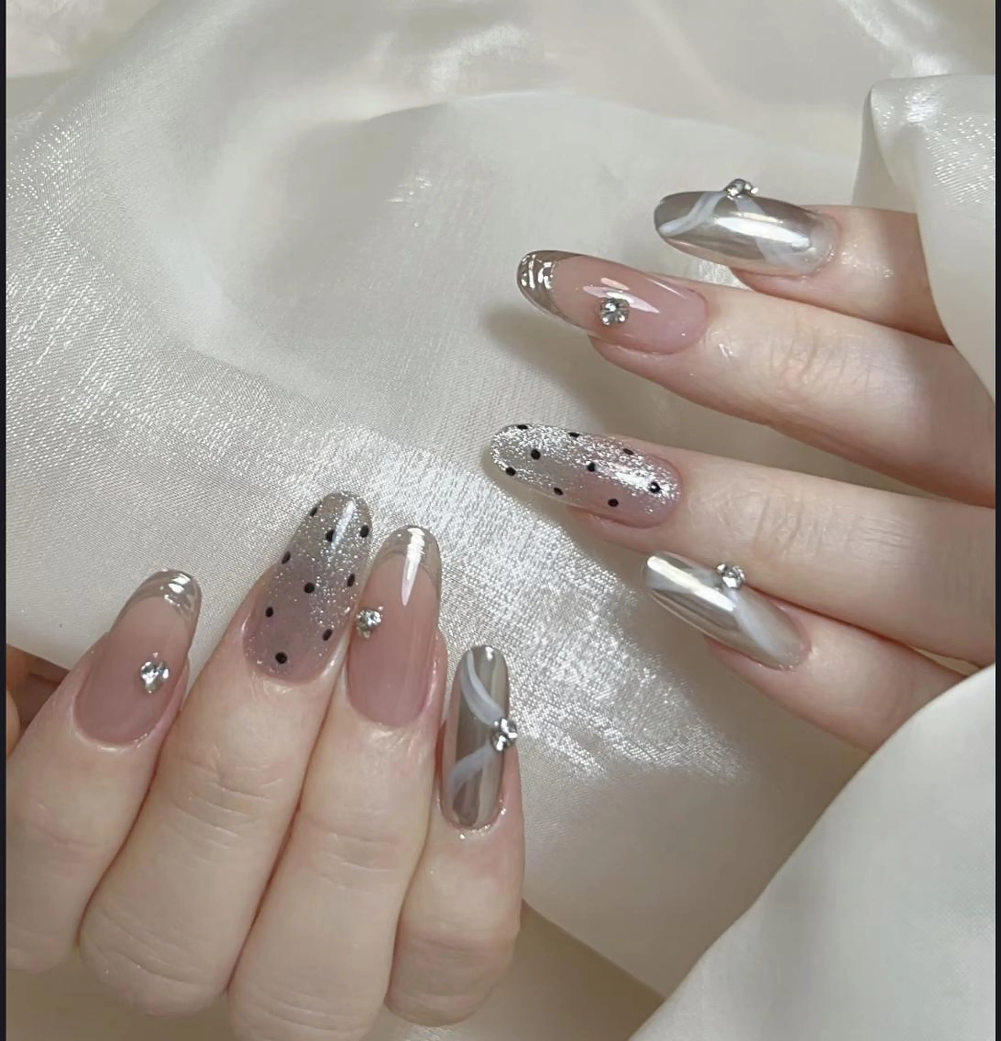ネイル 💫 Tsuki_Nailのネイルデザイン