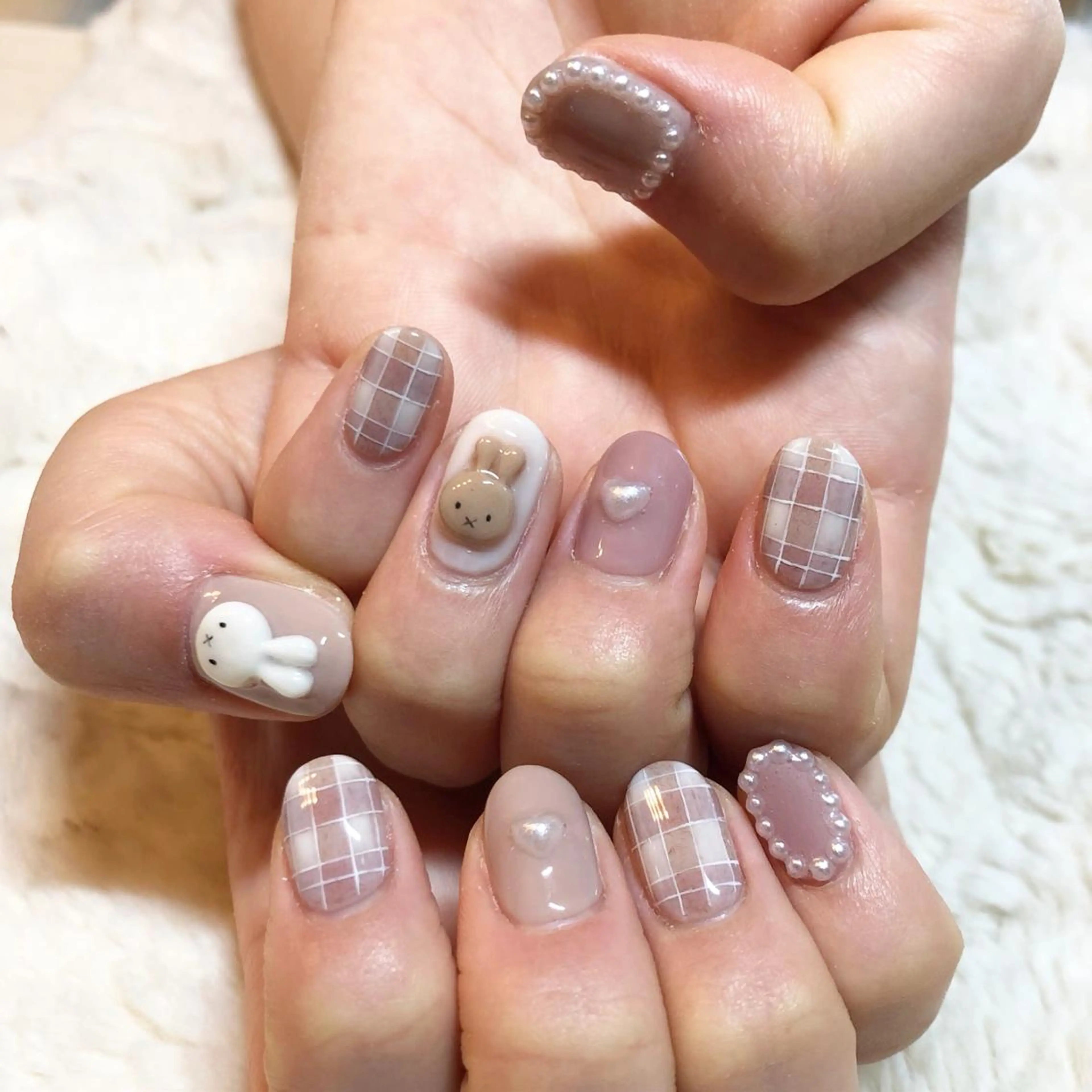 ネイル ジェルネイル 東 千夏のネイルデザイン