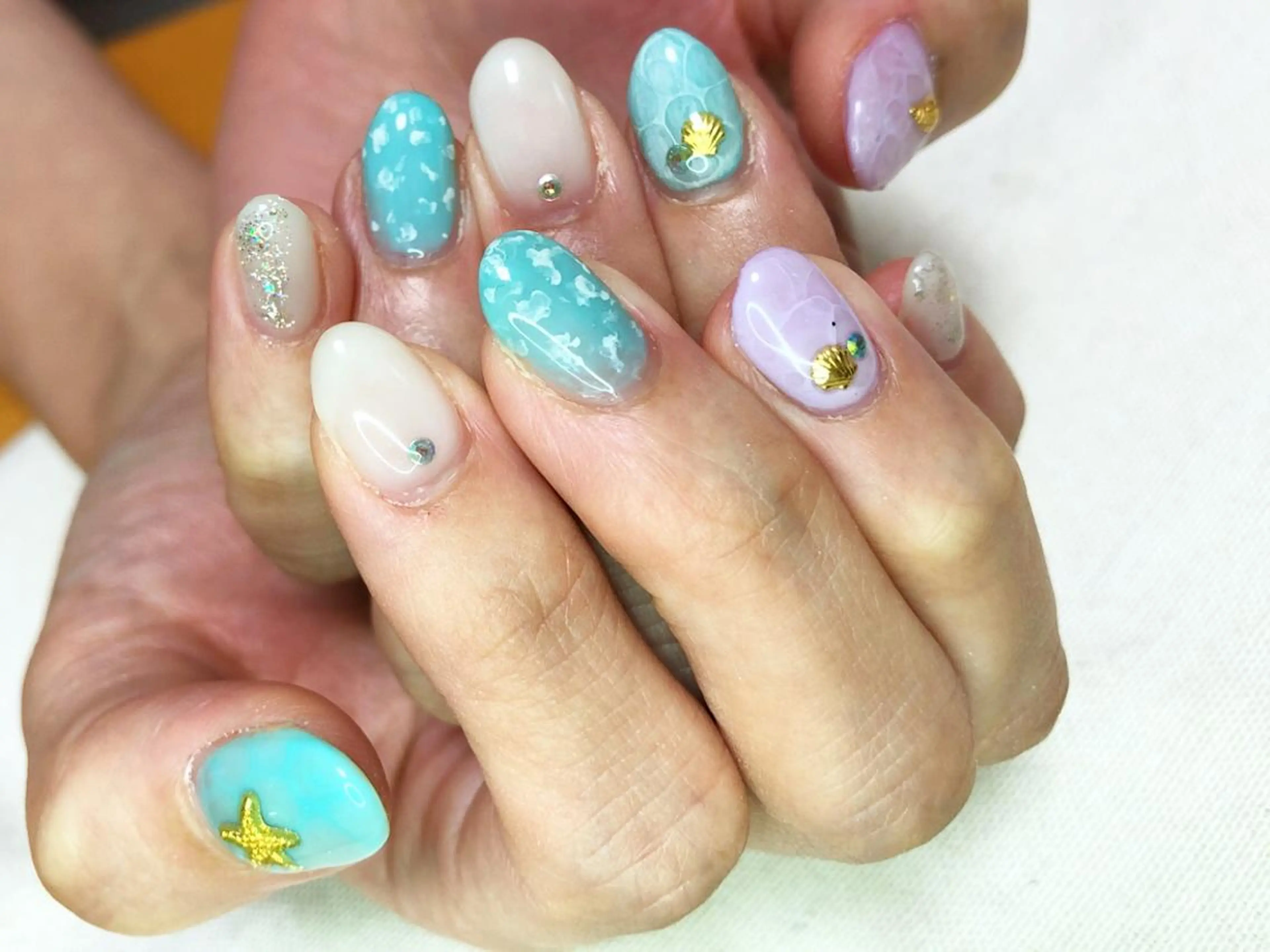 ネイル AZU nailのネイルデザイン