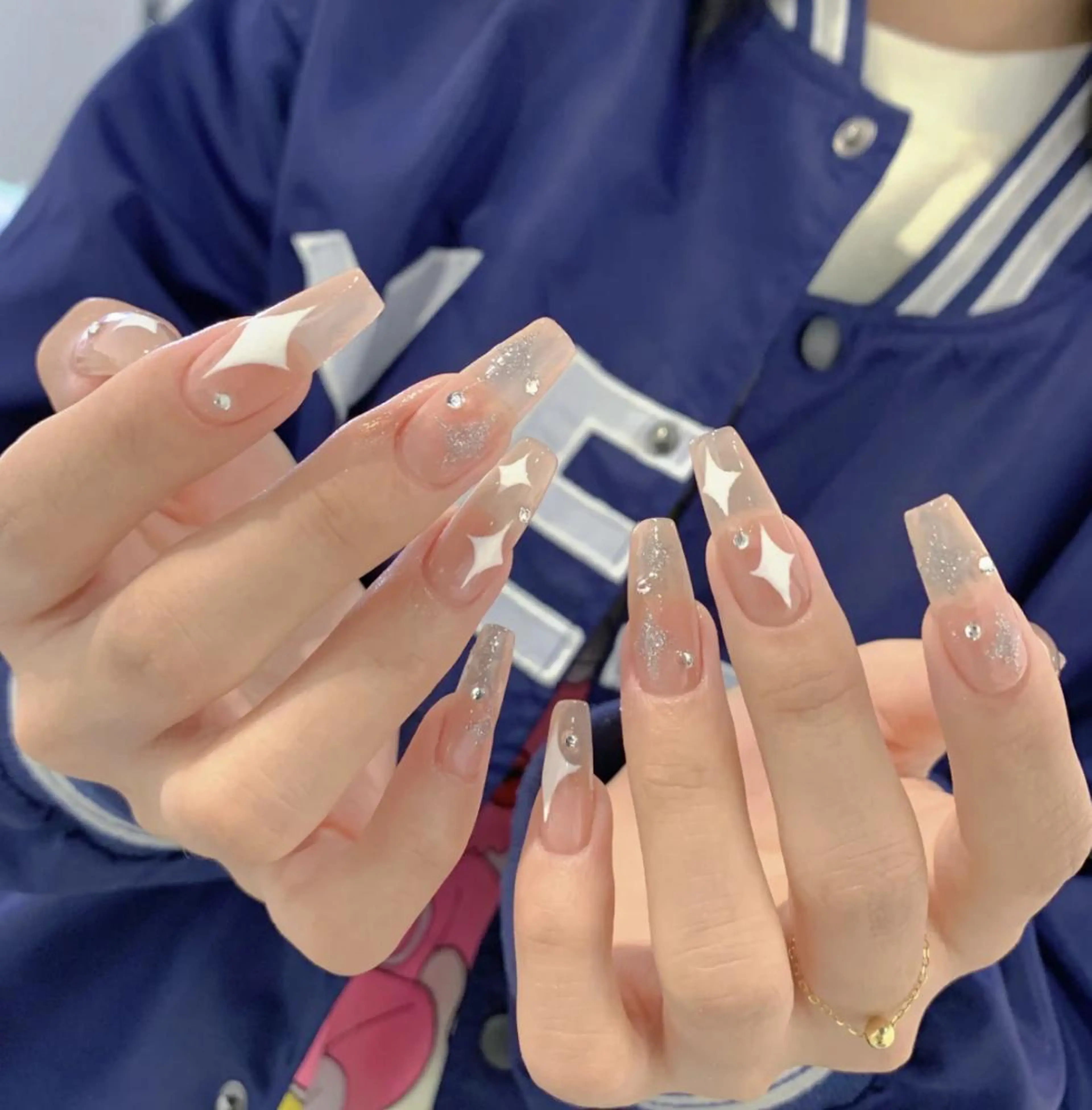 ネイル Queens ひなのネイルデザイン