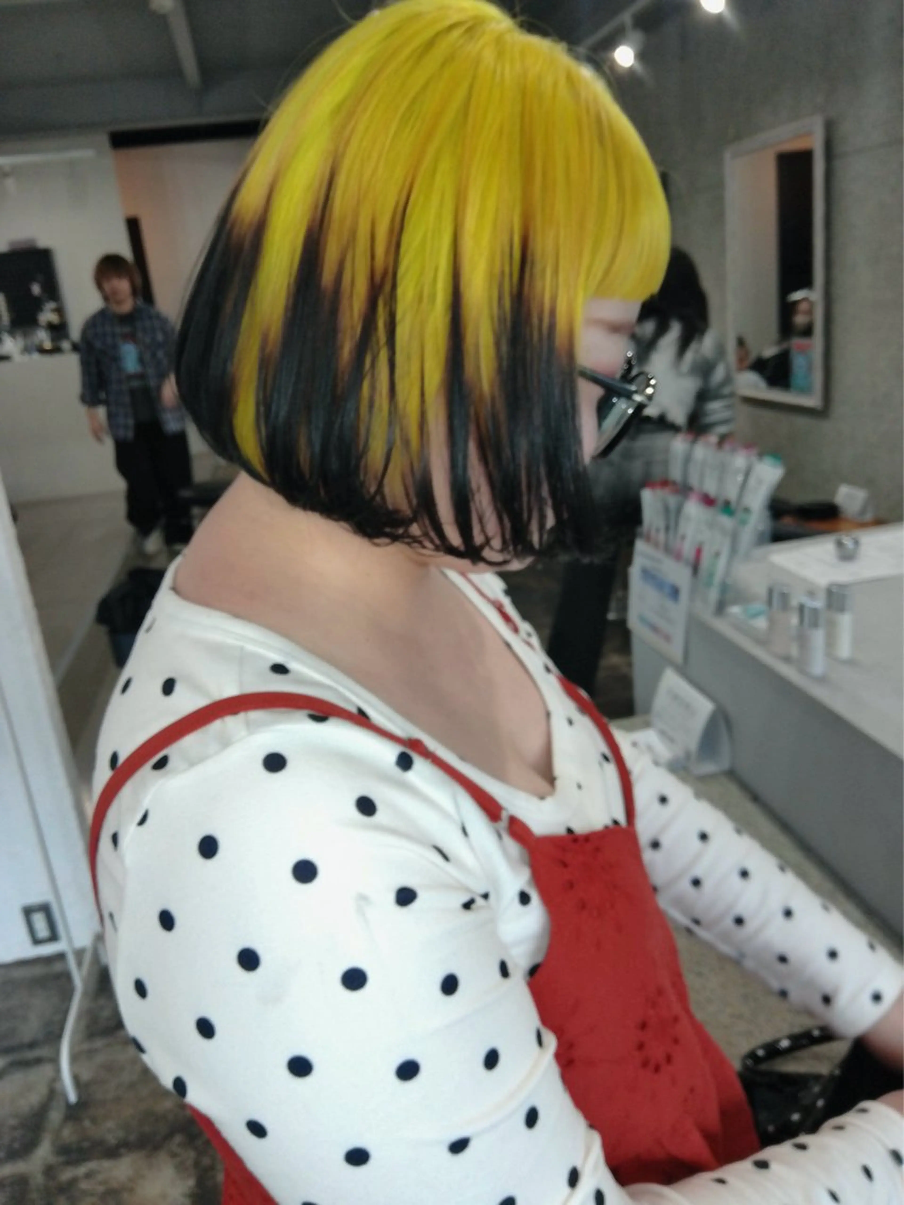 ショート カラー ヘアカラー eim AYUKAのヘアスタイル