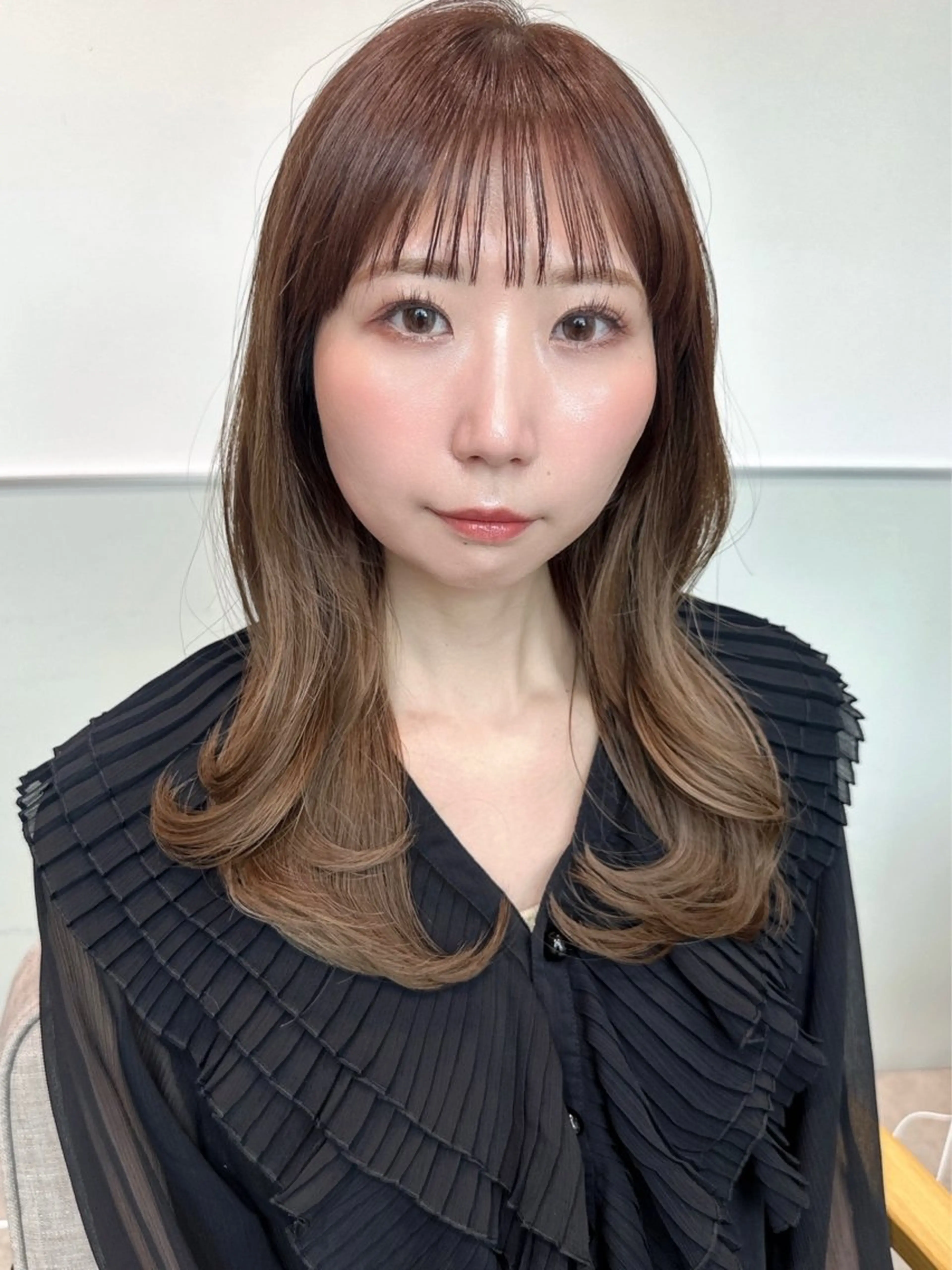 ミディアム カラー 透明感カラー 顔周りカット レイヤーカット トリートメント カット トリートメント 🩰ナチュラル可愛い kamicare🩰のヘアスタイル