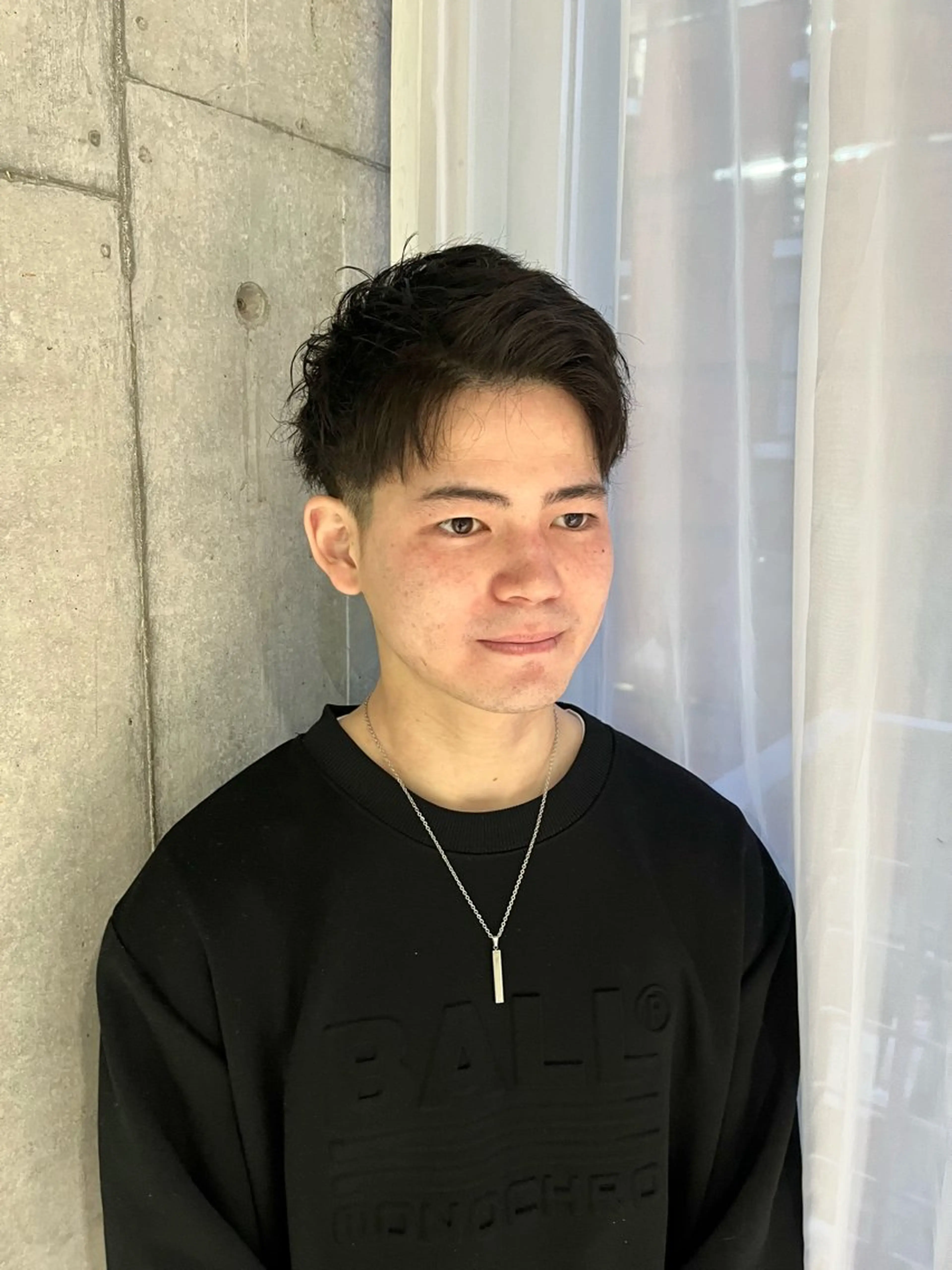 メンズ アップバング 小林実愛/ ハイトーン/心斎橋/のヘアスタイル