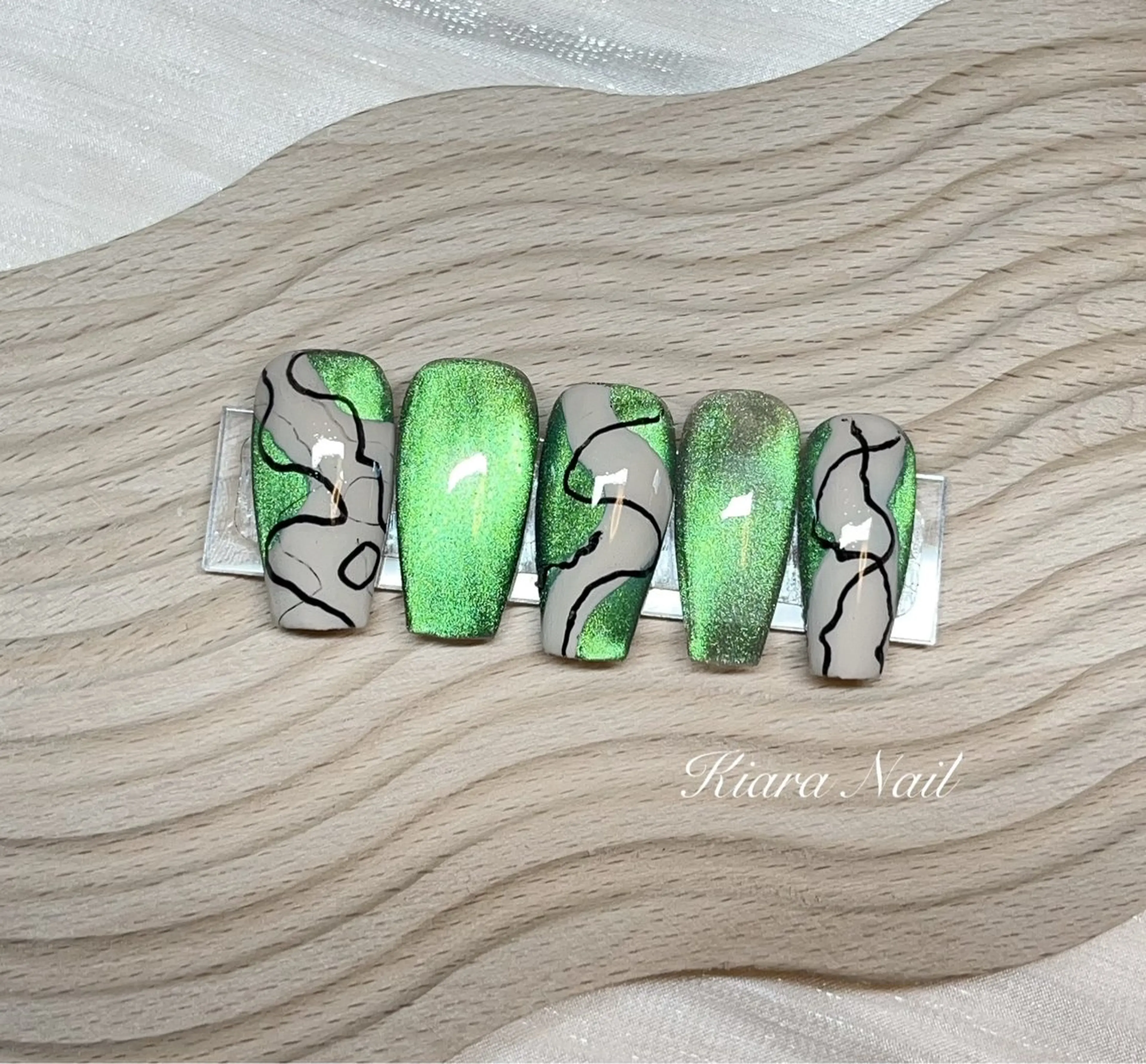 ネイル 🍭Kiara Nail🍭のネイルデザイン