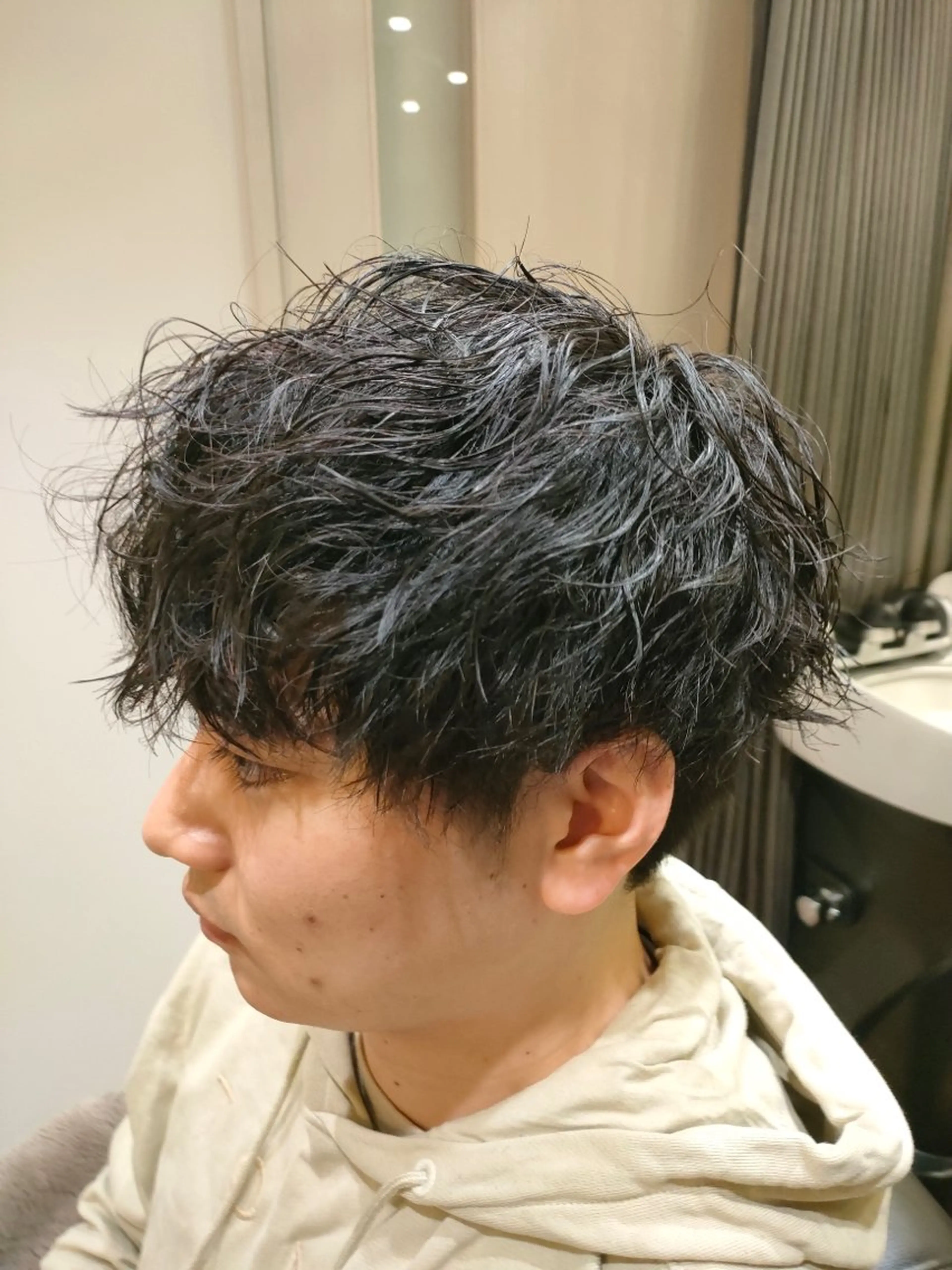 ショート パーマ メンズ マッシュ メンズパーマ ツイストスパイラルパーマ ショートヘア スパイラルパーマ メンズ/ケアパーマ /hayashiのヘアスタイル