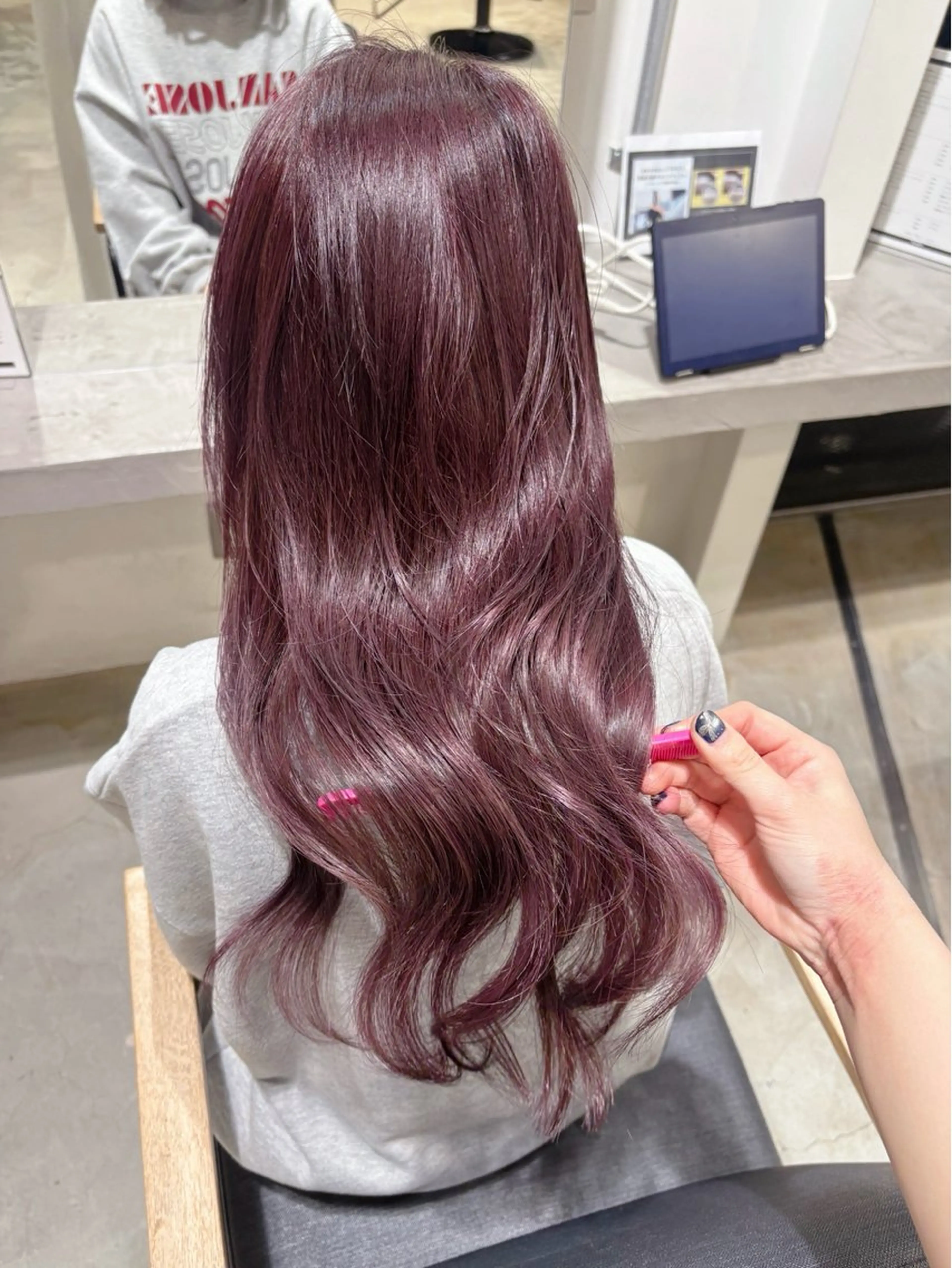 セミロング カット yui/ラベンダー/ ピンク/ワインレッドのヘアスタイル