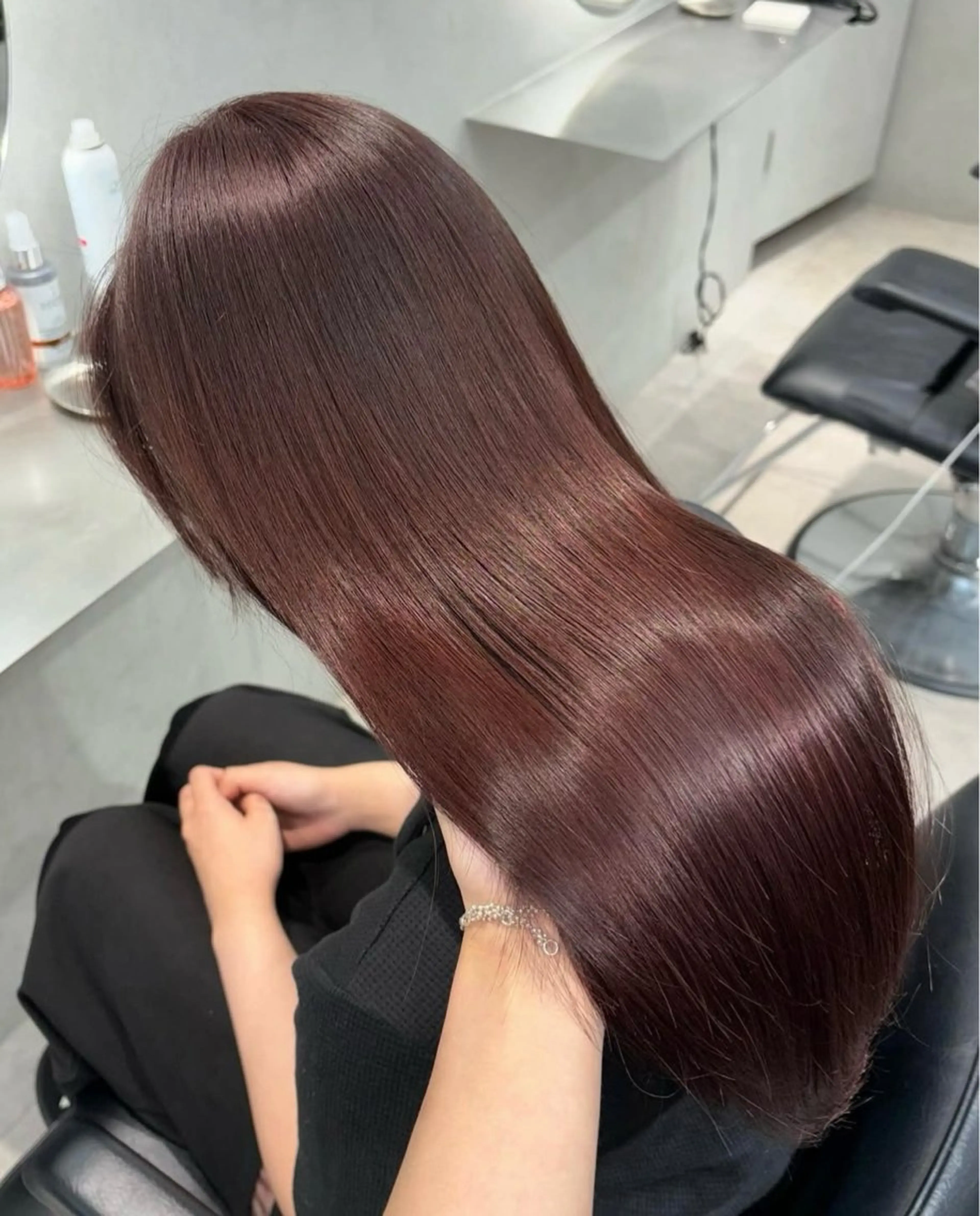 ロング ヘアカラー 🫧ミルクティー ブリーチRIKU🫧のヘアスタイル